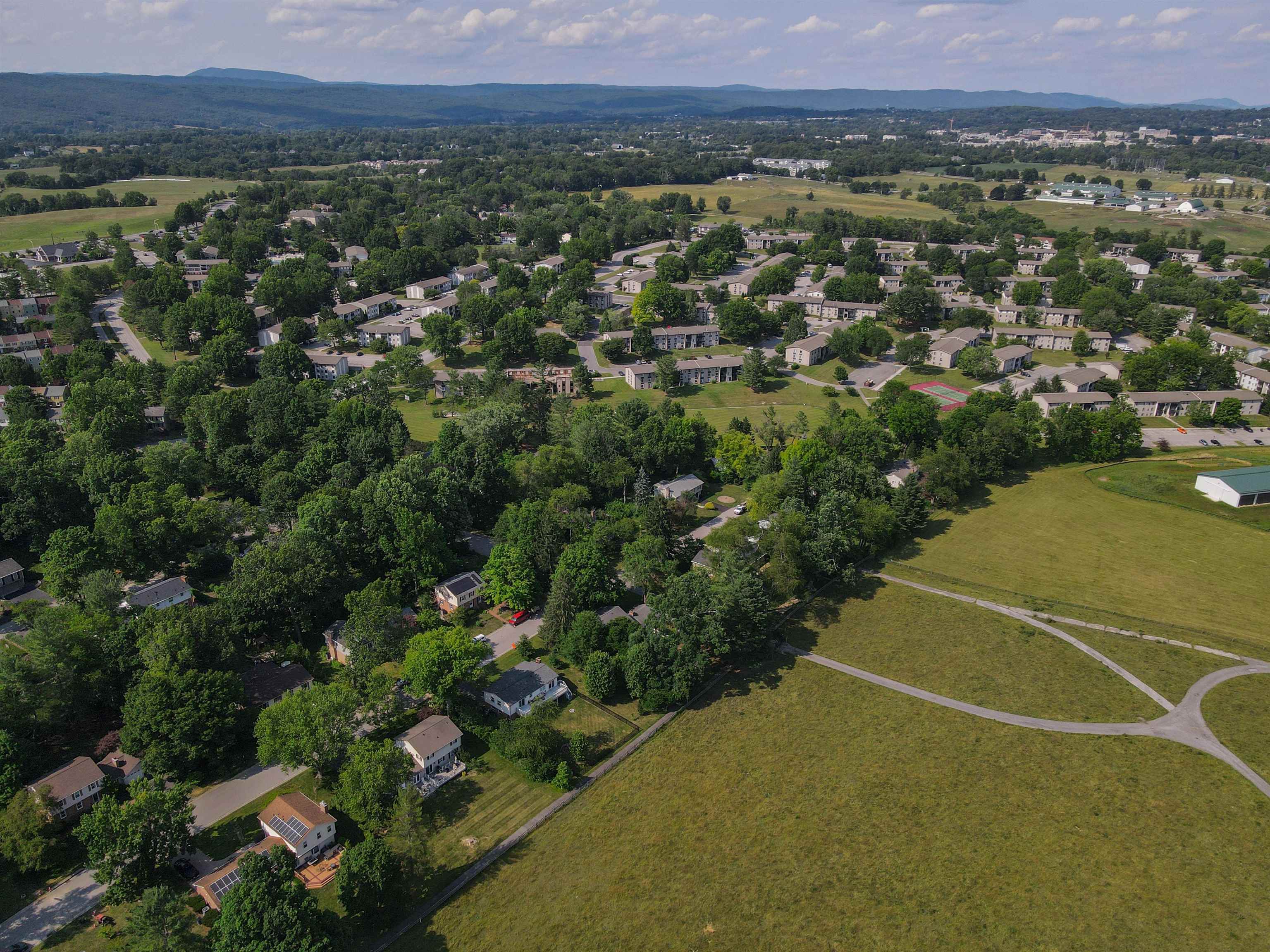 2803 Mt Vernon Lane Blacksburg VA 24060