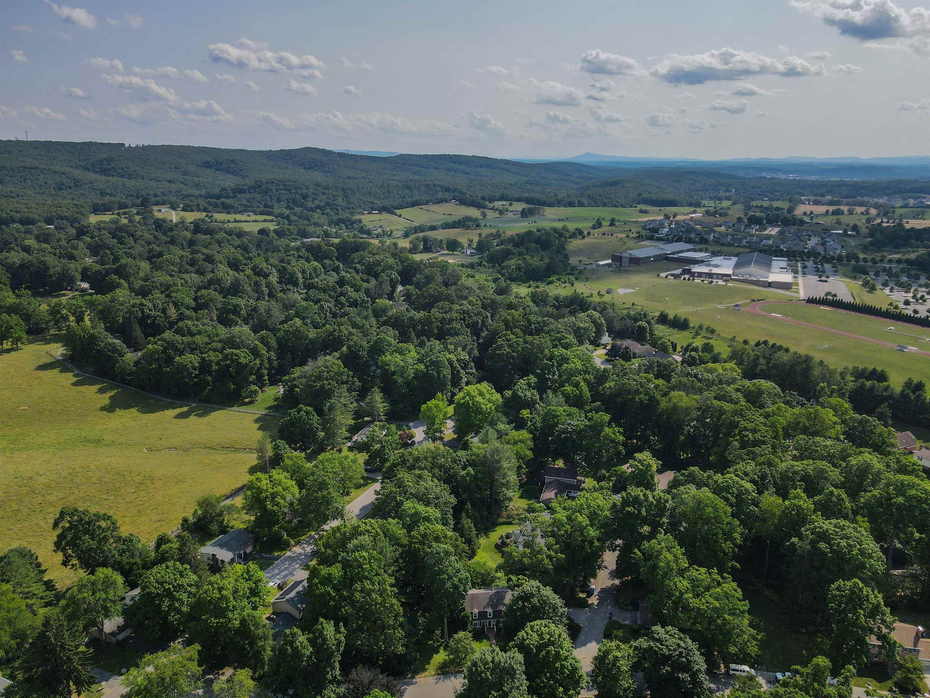 2803 Mt Vernon Lane Blacksburg VA 24060