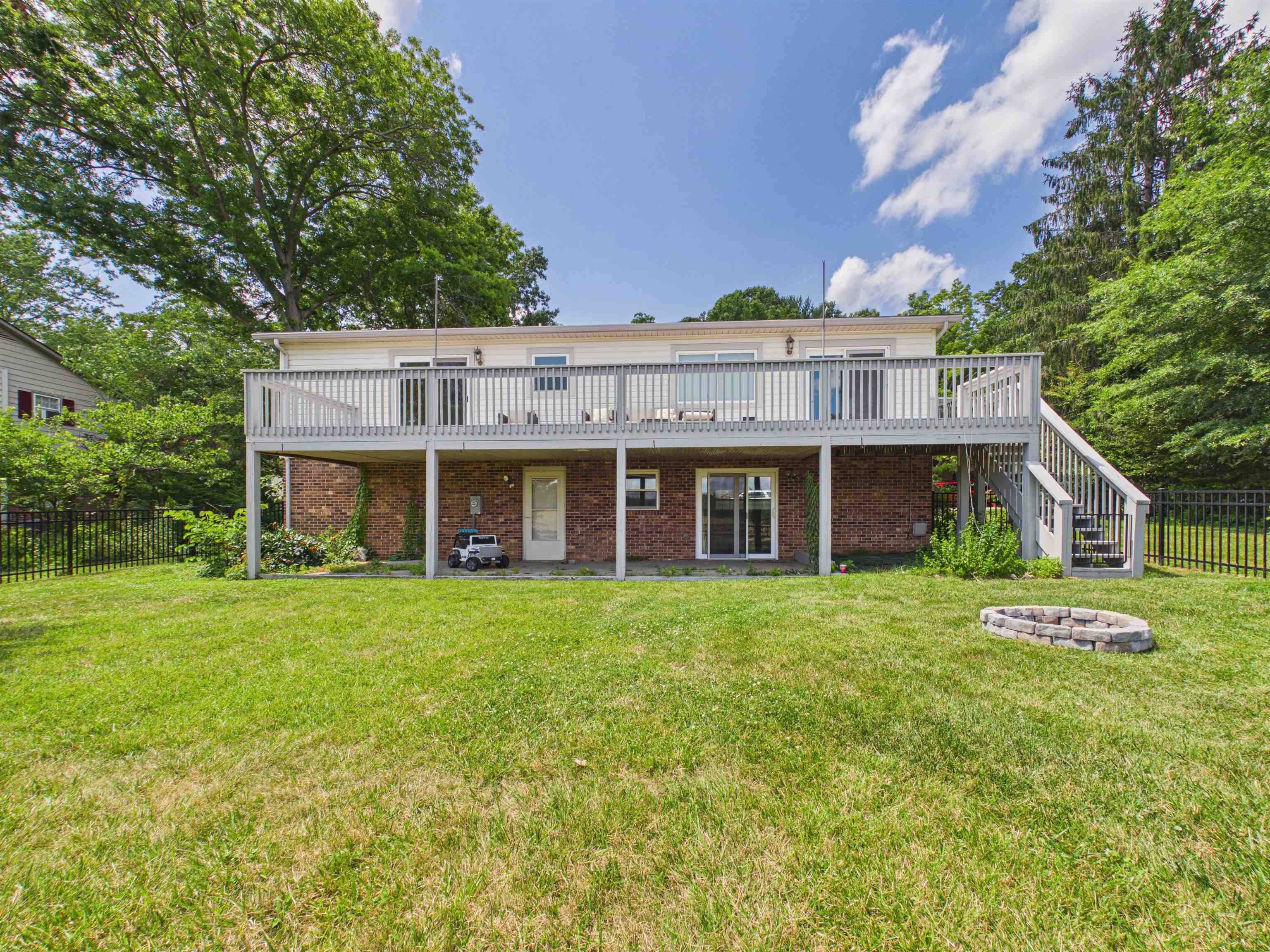 2803 Mt Vernon Lane Blacksburg VA 24060
