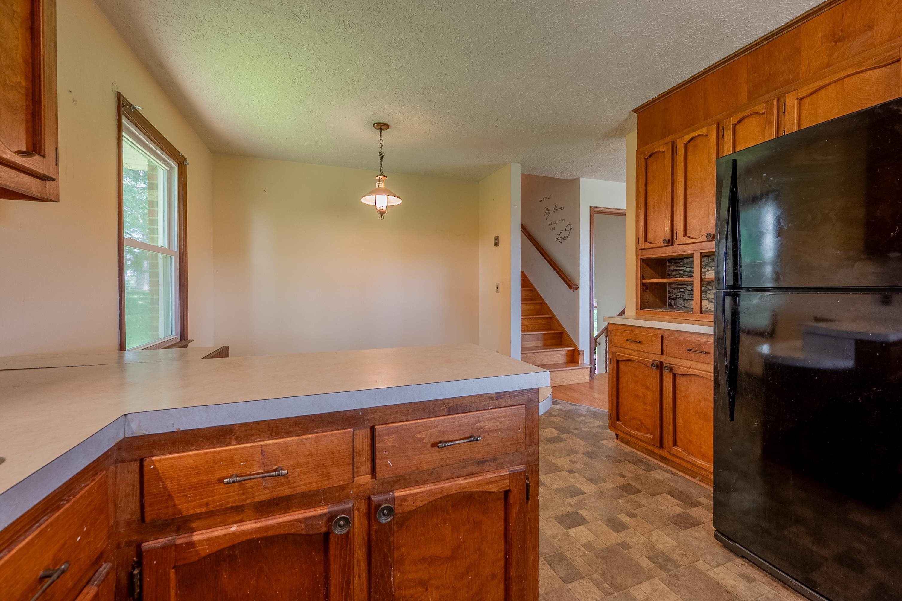 49 Hoover Road Hillsville VA 24343