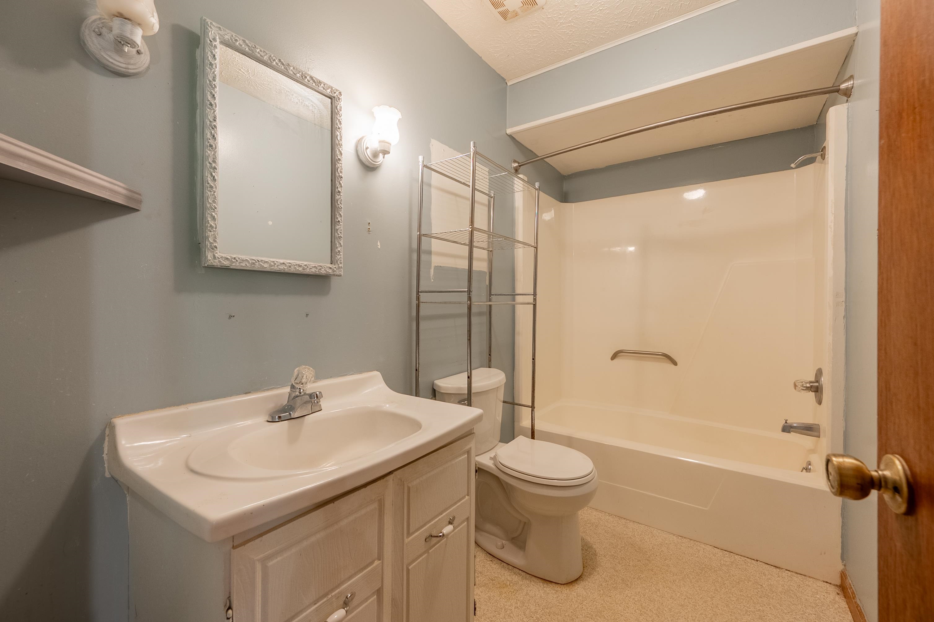 49 Hoover Road Hillsville VA 24343