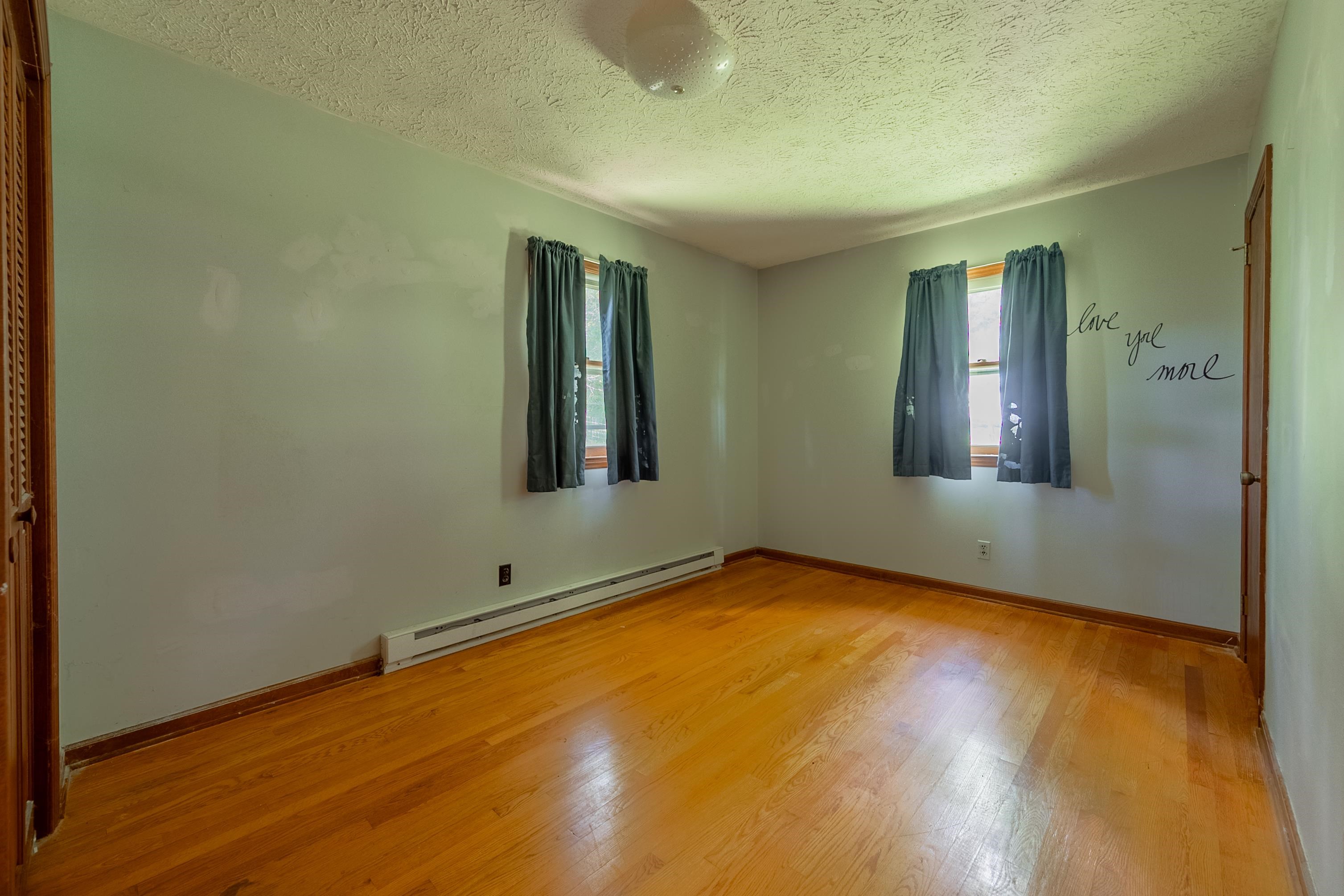 49 Hoover Road Hillsville VA 24343