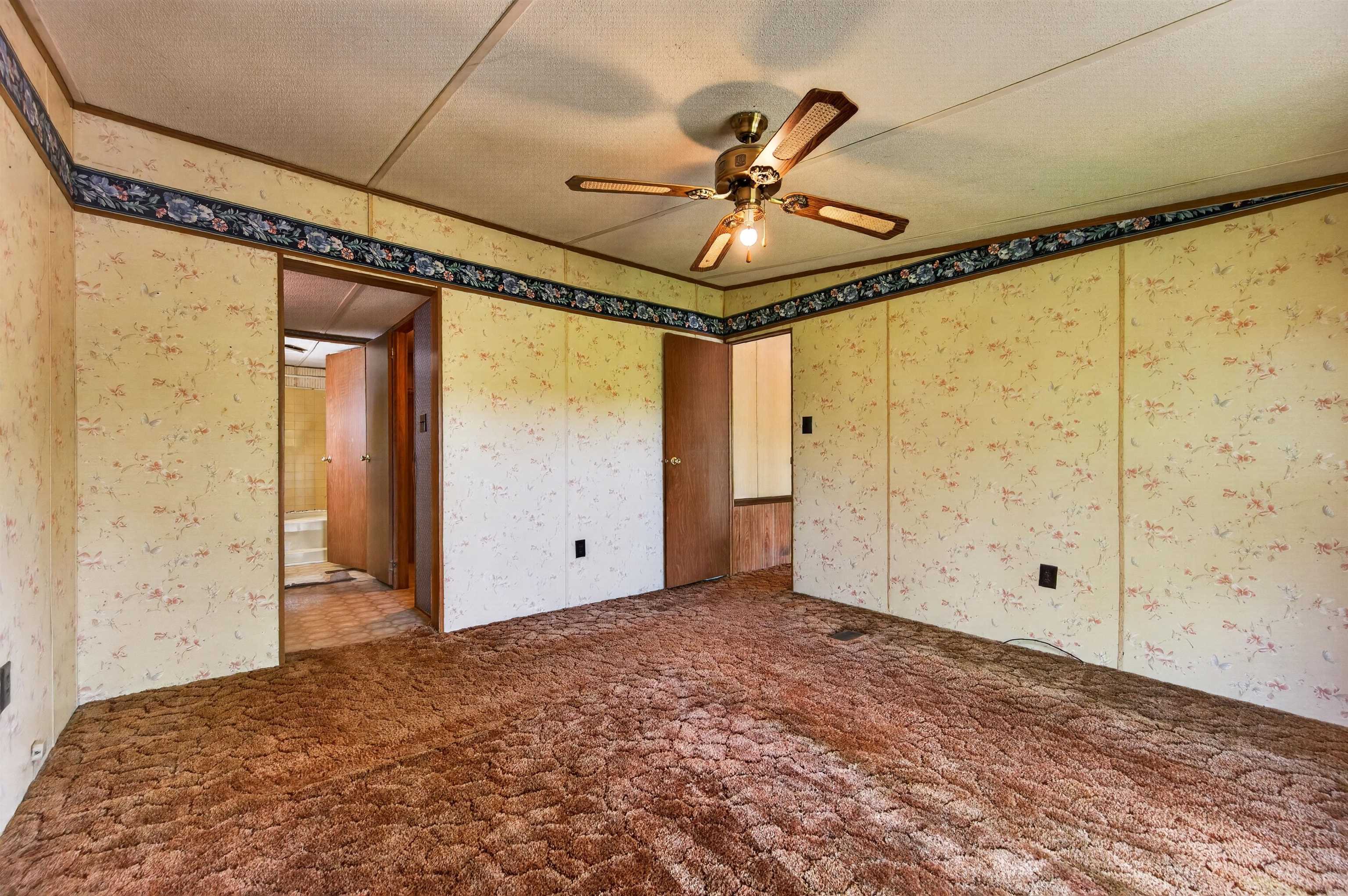 6135 Parrott Mountain Road Parrott VA 24132