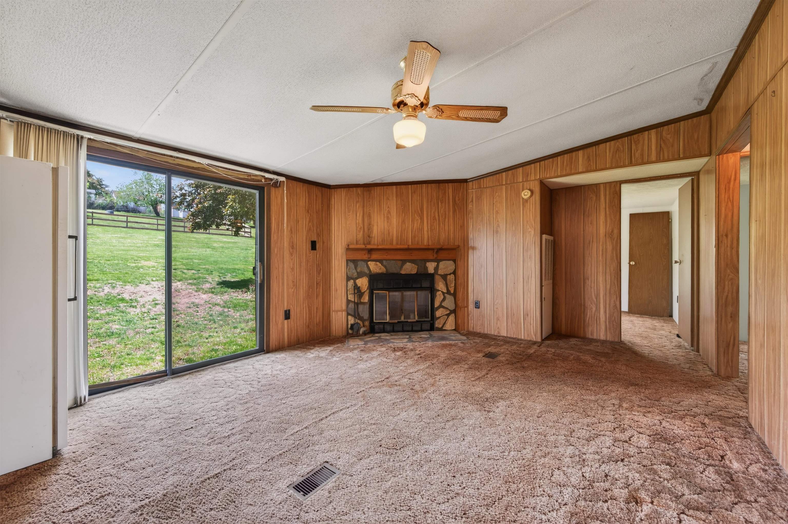 6135 Parrott Mountain Road Parrott VA 24132