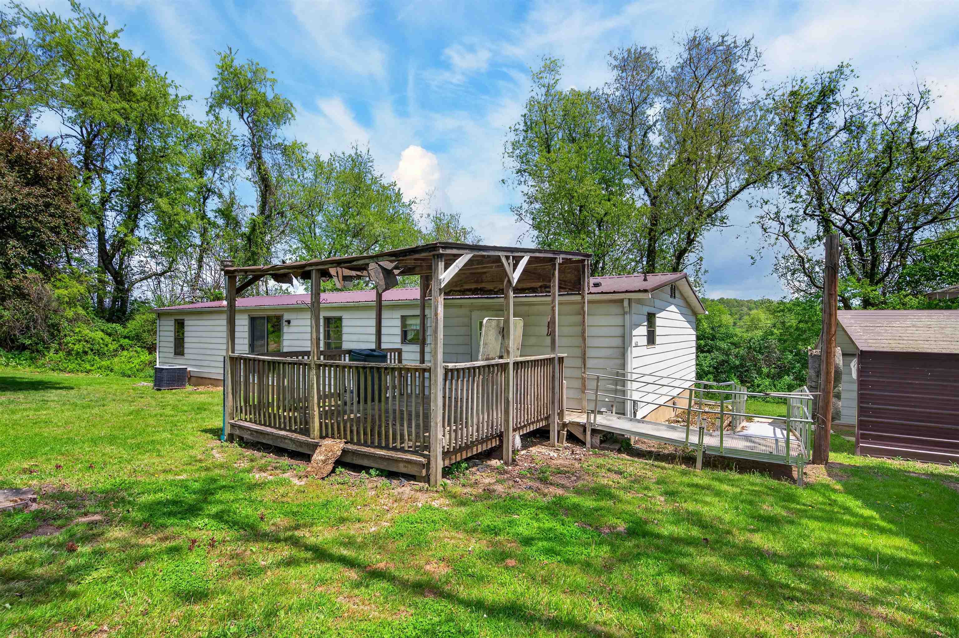 6135 Parrott Mountain Road Parrott VA 24132
