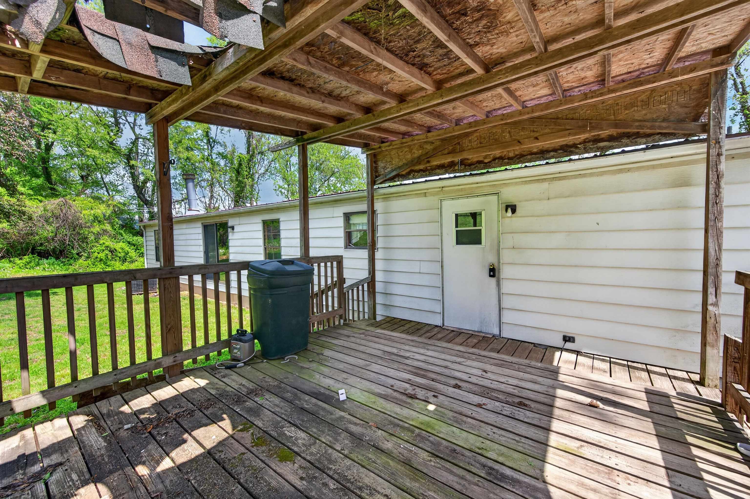 6135 Parrott Mountain Road Parrott VA 24132