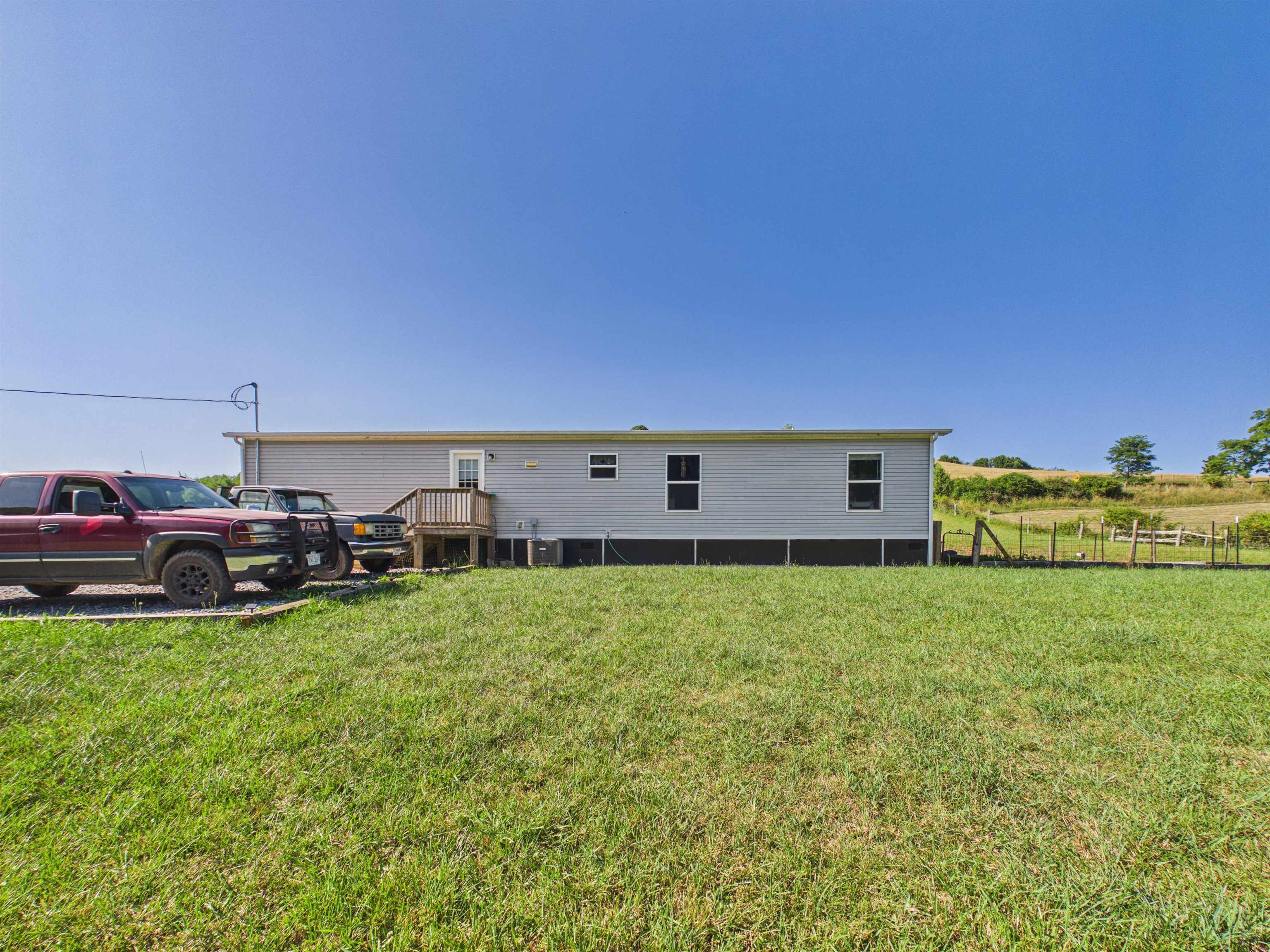 595 Emmanuel Road SW Willis VA 24380