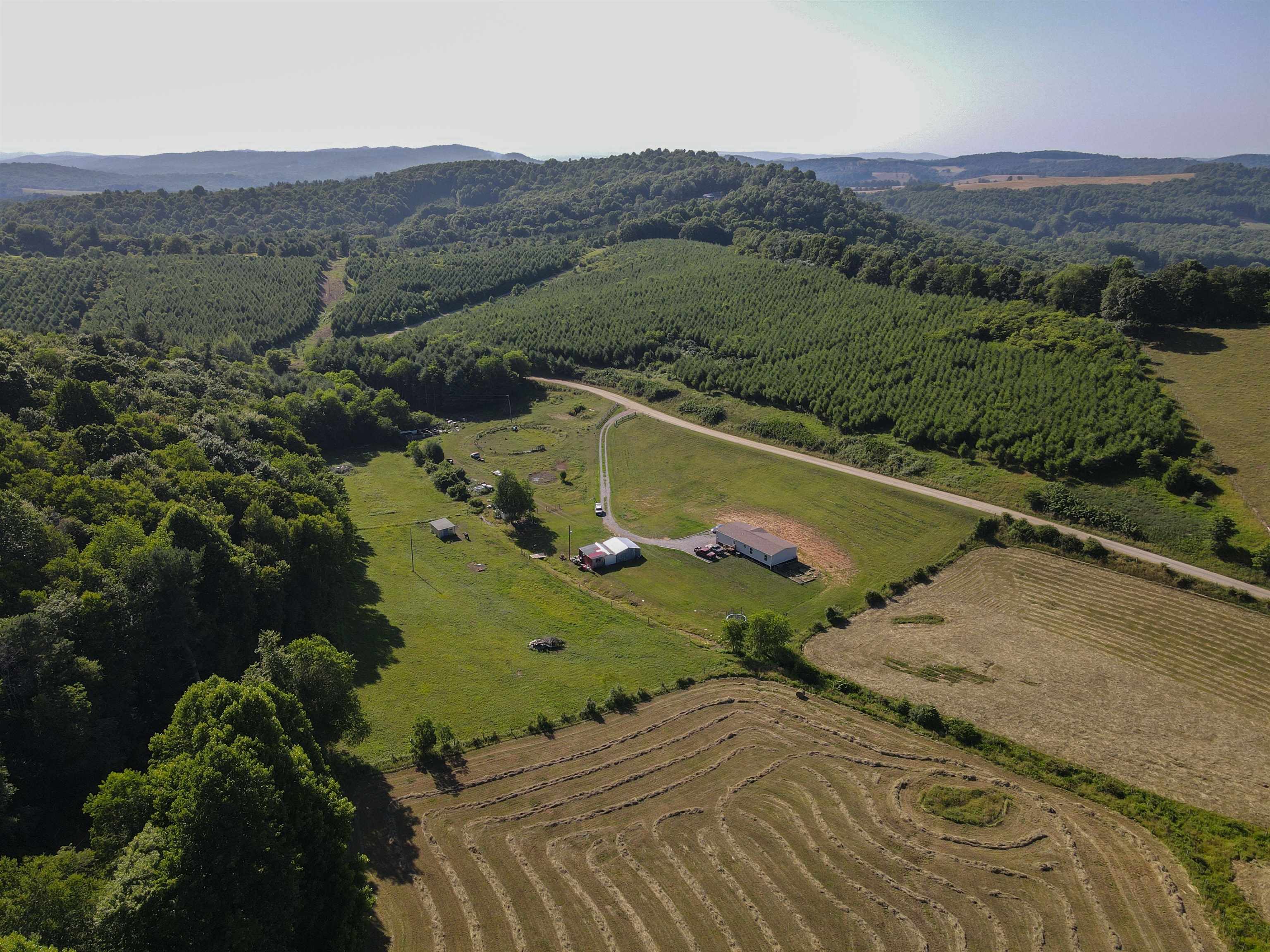 595 Emmanuel Road SW Willis VA 24380