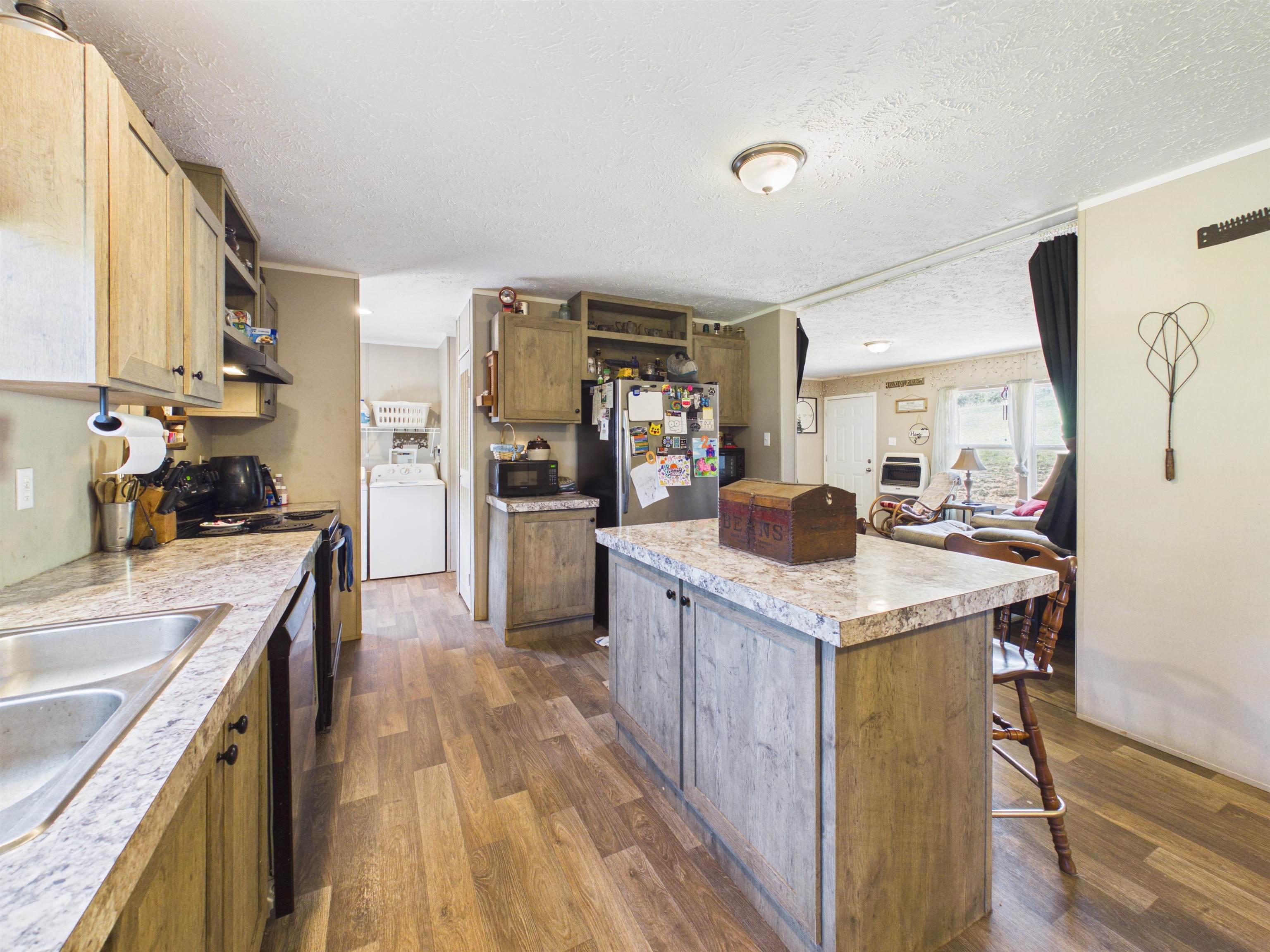 595 Emmanuel Road SW Willis VA 24380