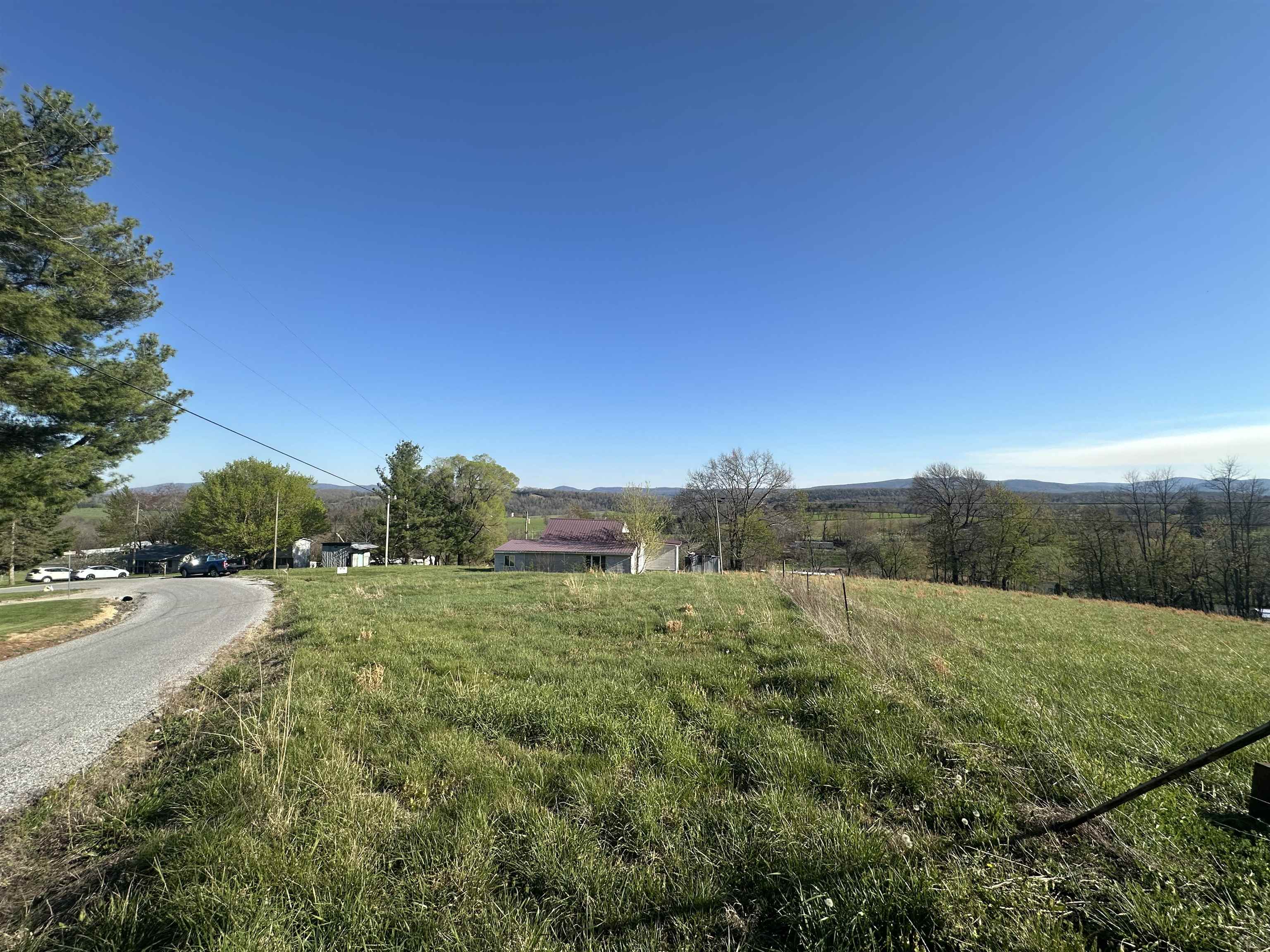 245 Racoon Run Wytheville VA 24382
