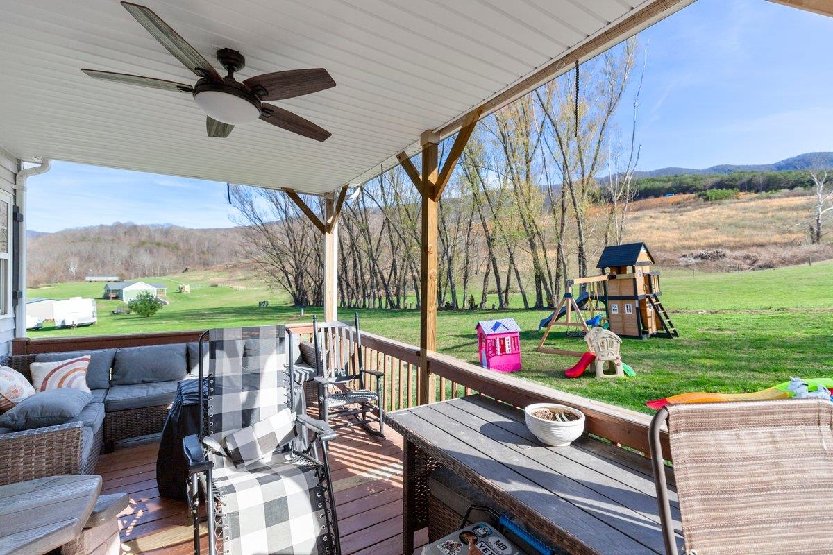 247 Penvir Road Narrows VA 24124
