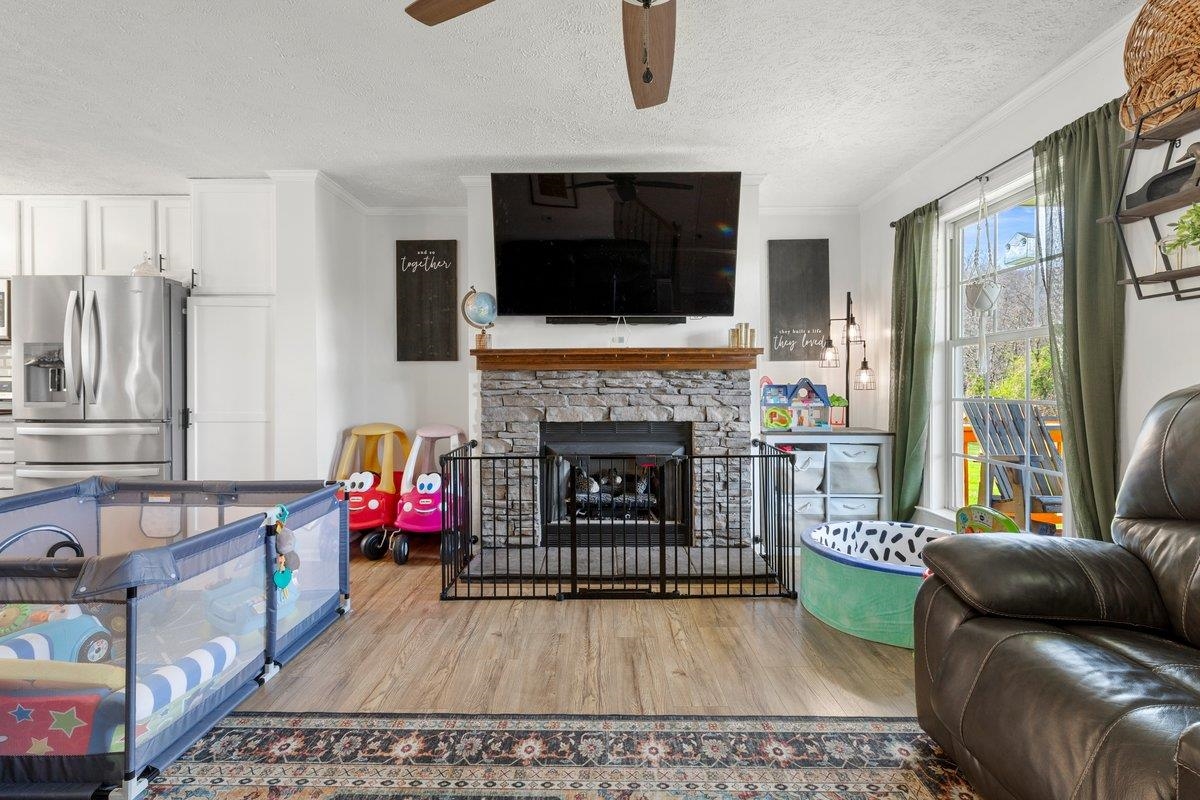 247 Penvir Road Narrows VA 24124