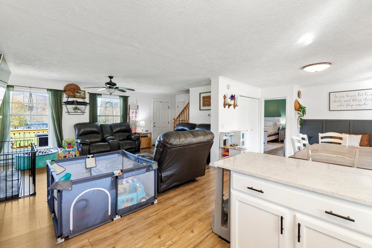247 Penvir Road Narrows VA 24124