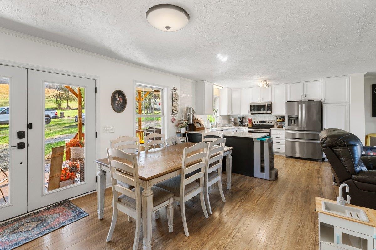 247 Penvir Road Narrows VA 24124