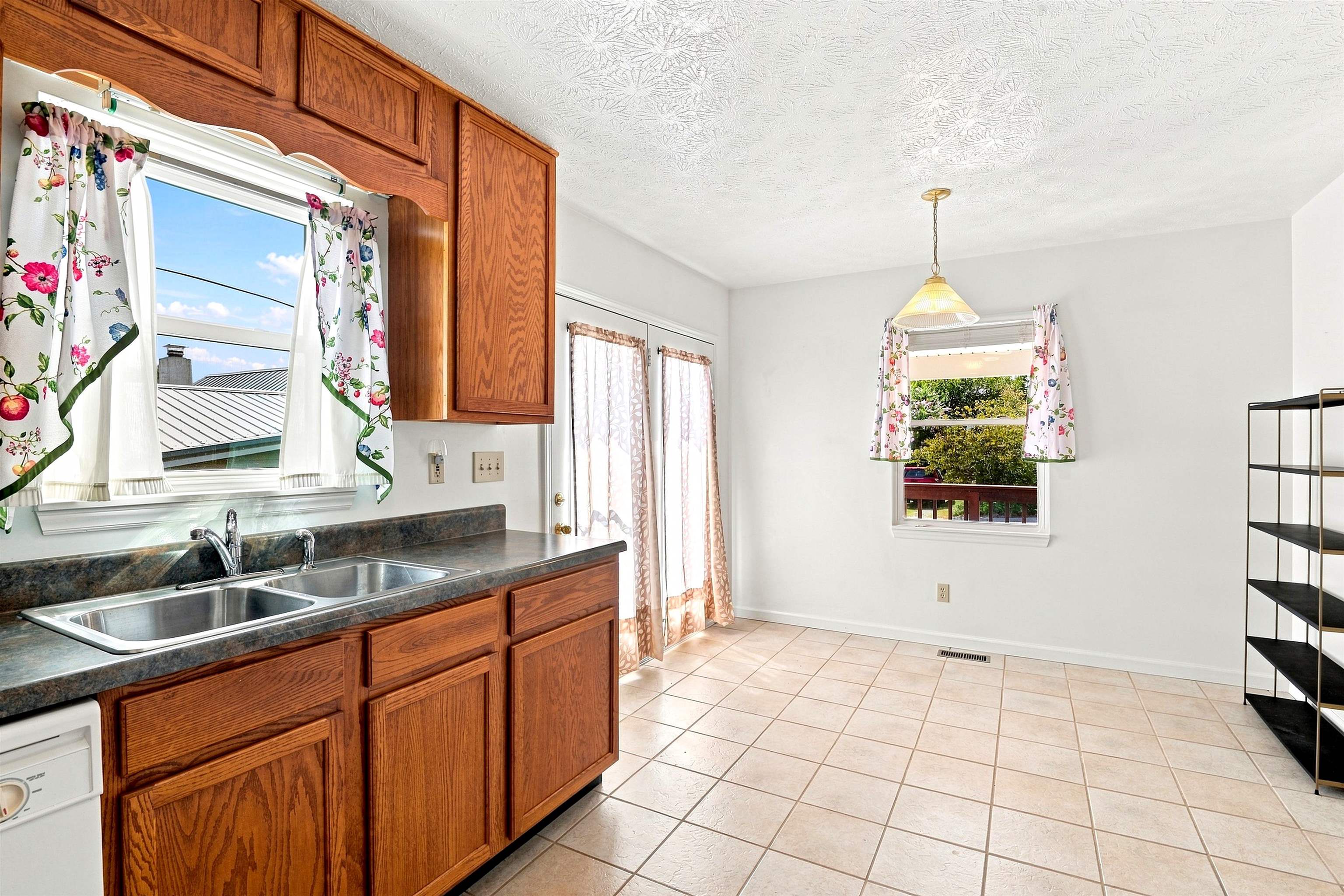 111 Hagan Street NE Christiansburg VA 24073