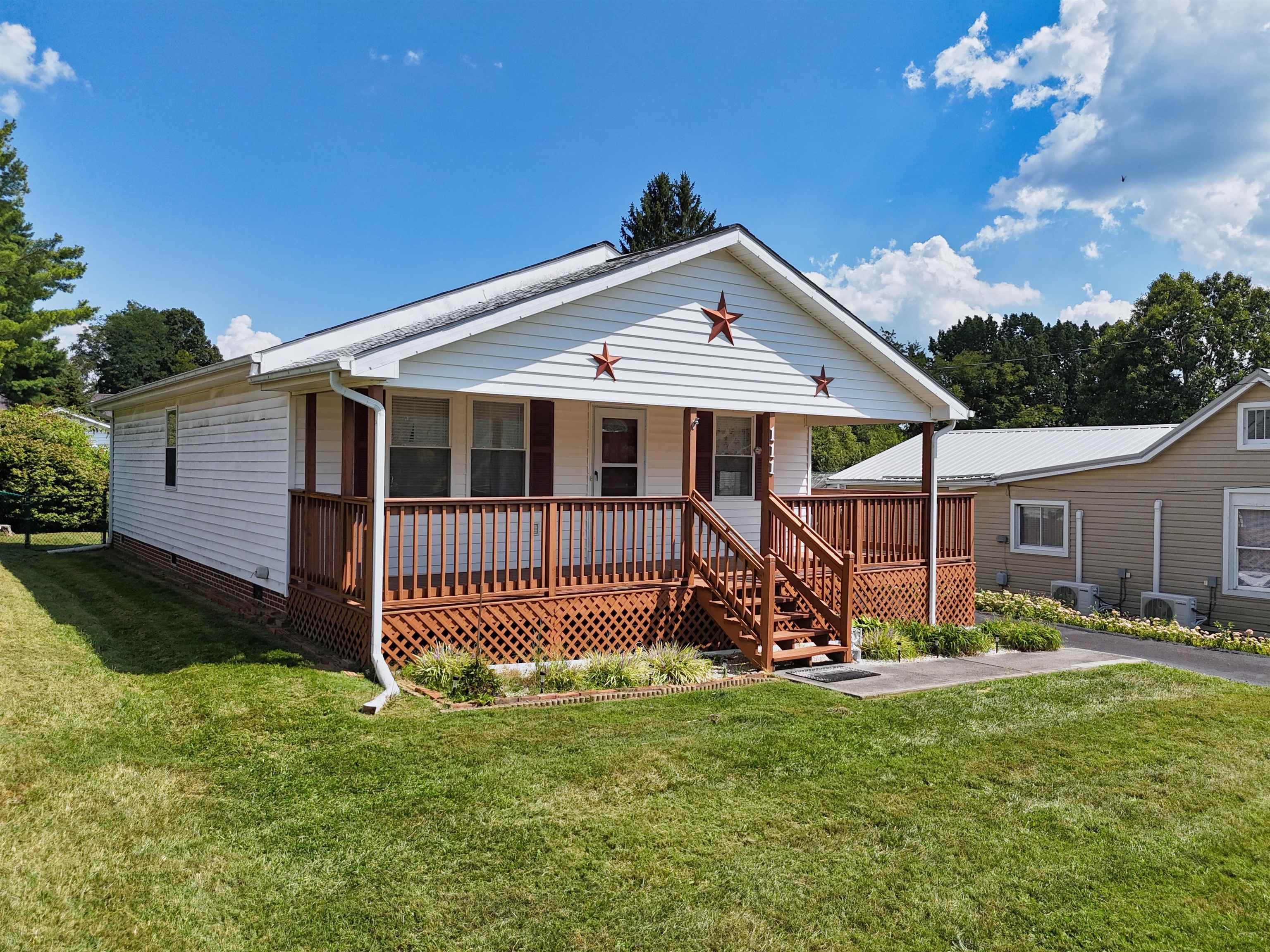 111 Hagan Street NE Christiansburg VA 24073