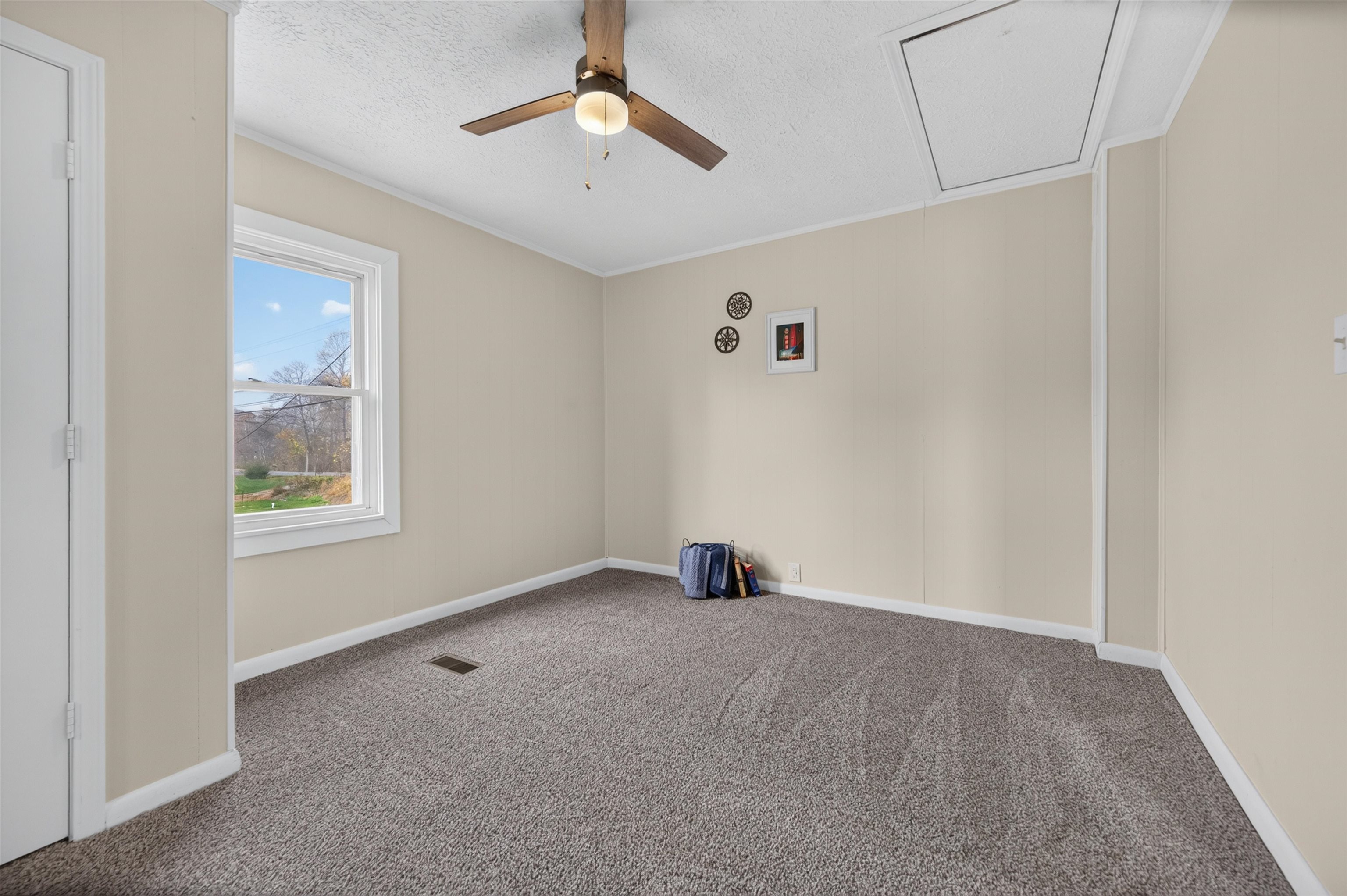 3445 W Lee Highway Wytheville VA 24382