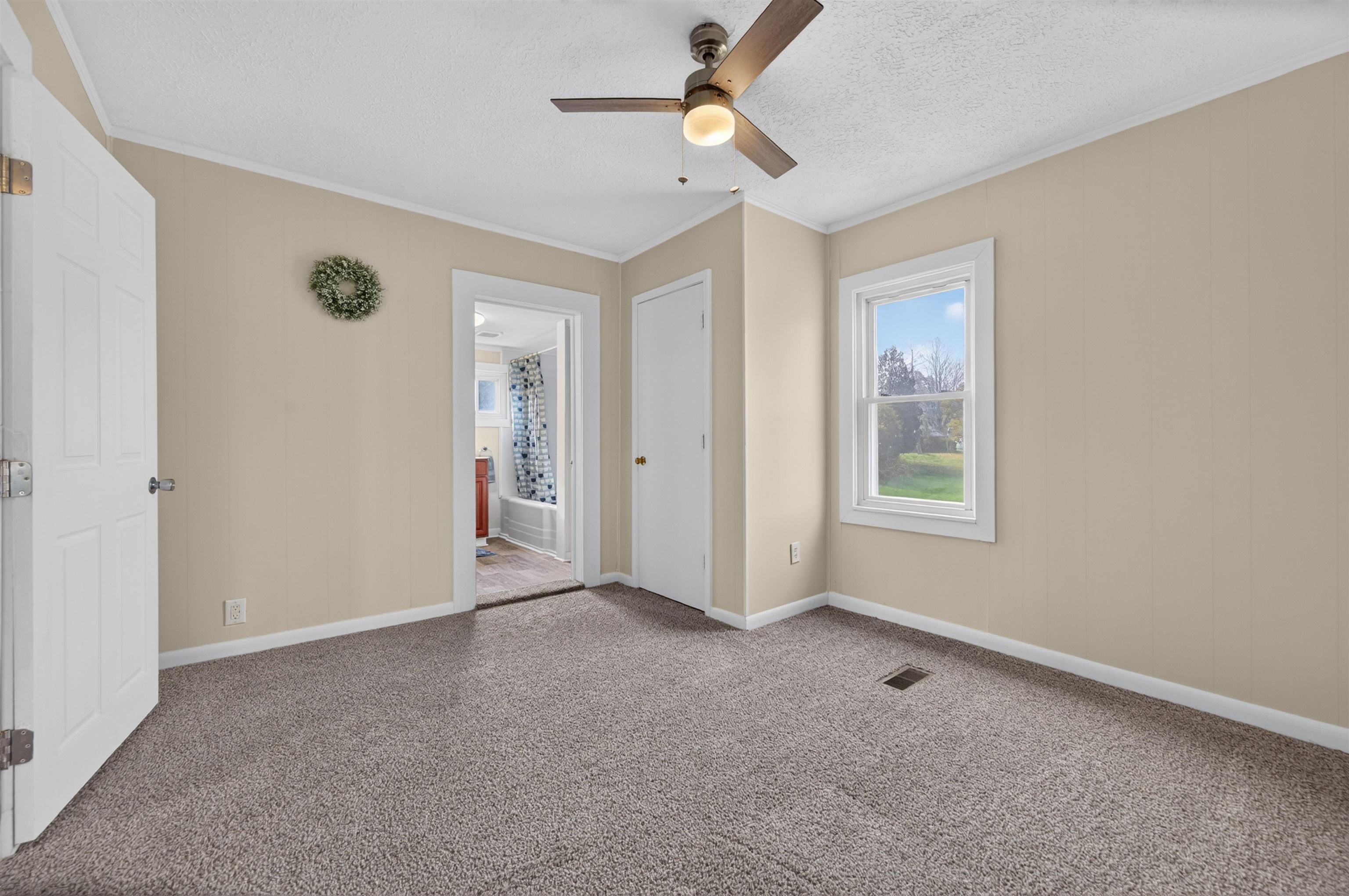 3445 W Lee Highway Wytheville VA 24382