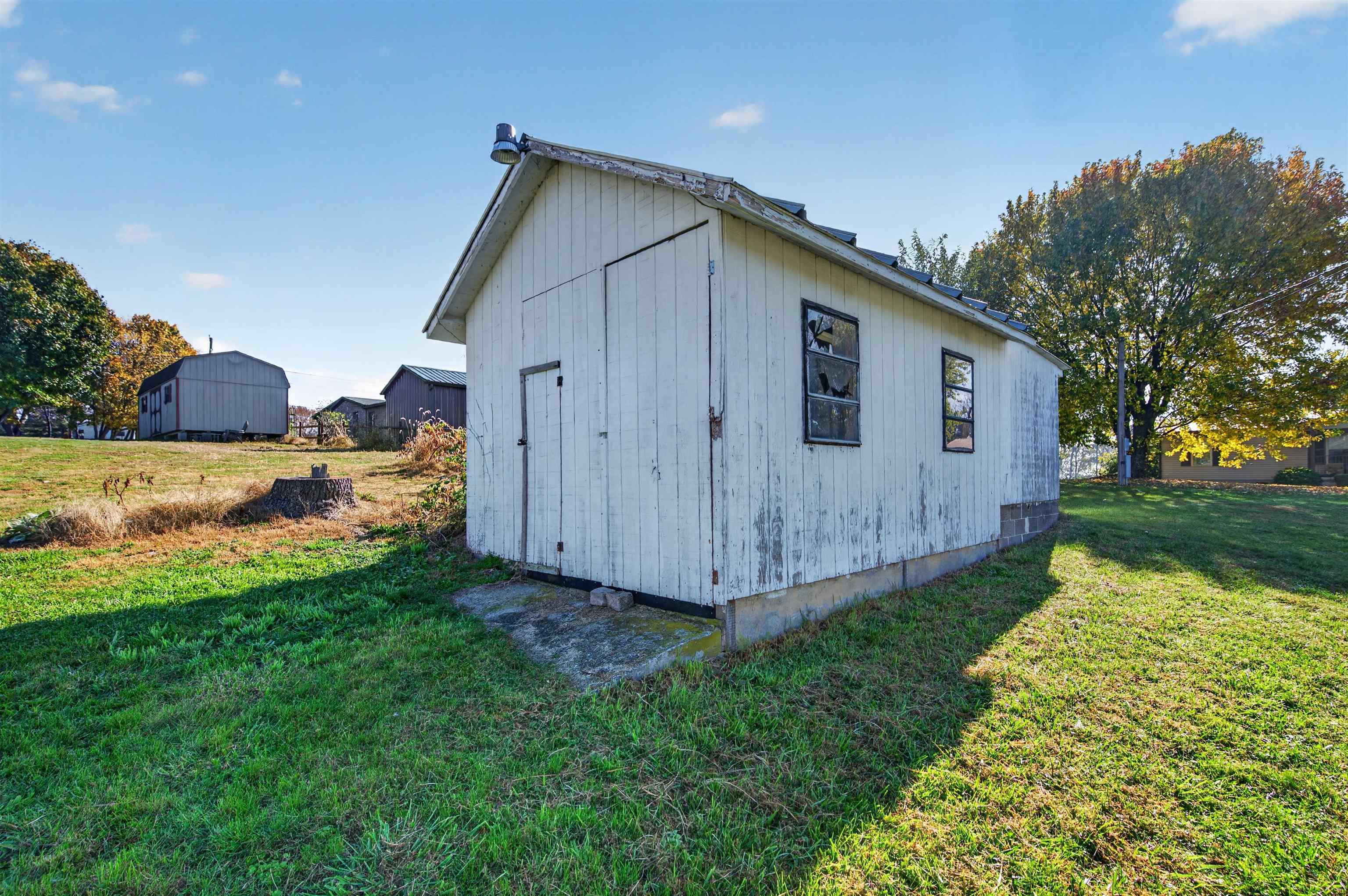 3445 W Lee Highway Wytheville VA 24382