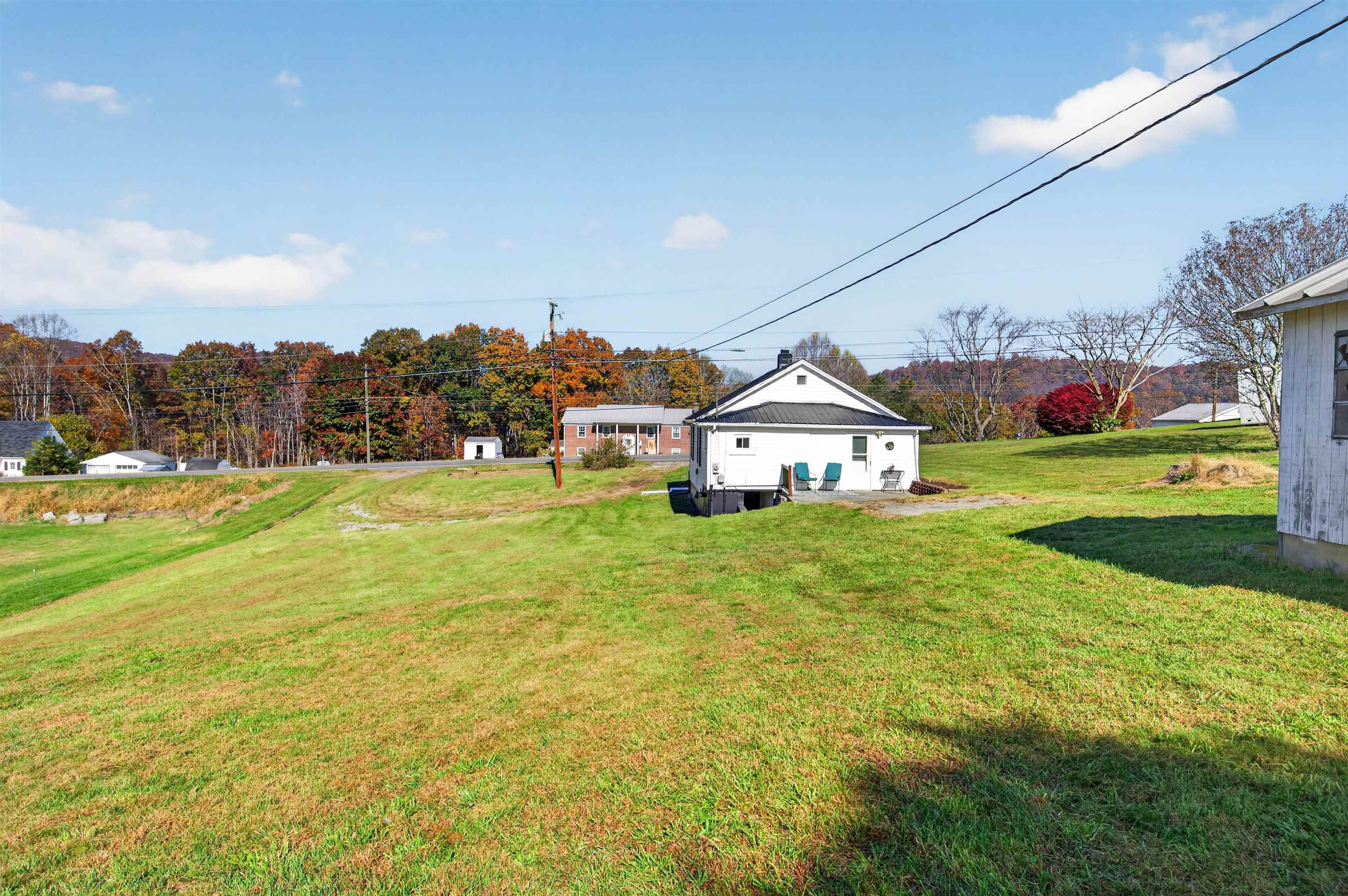 3445 W Lee Highway Wytheville VA 24382