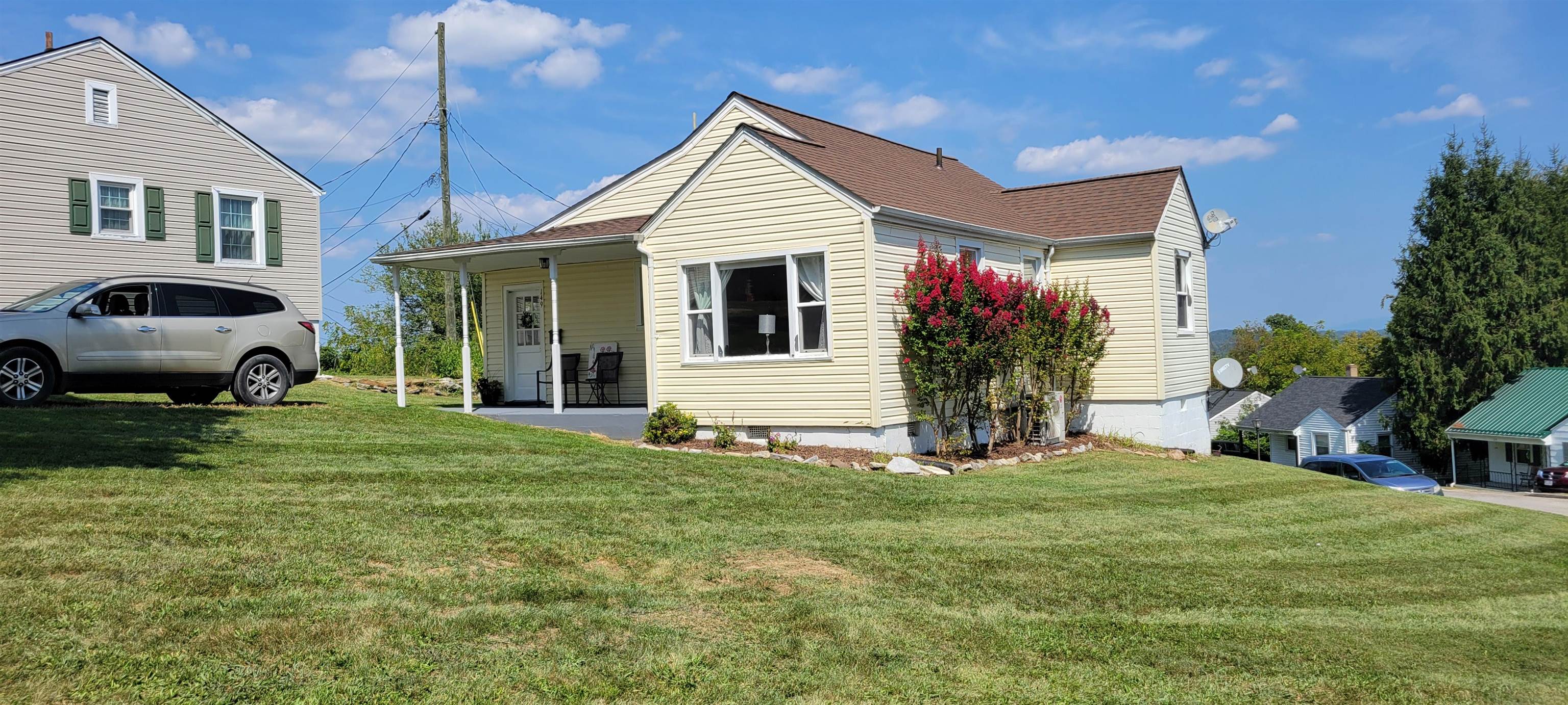 149 Monroe Street Radford VA 24141