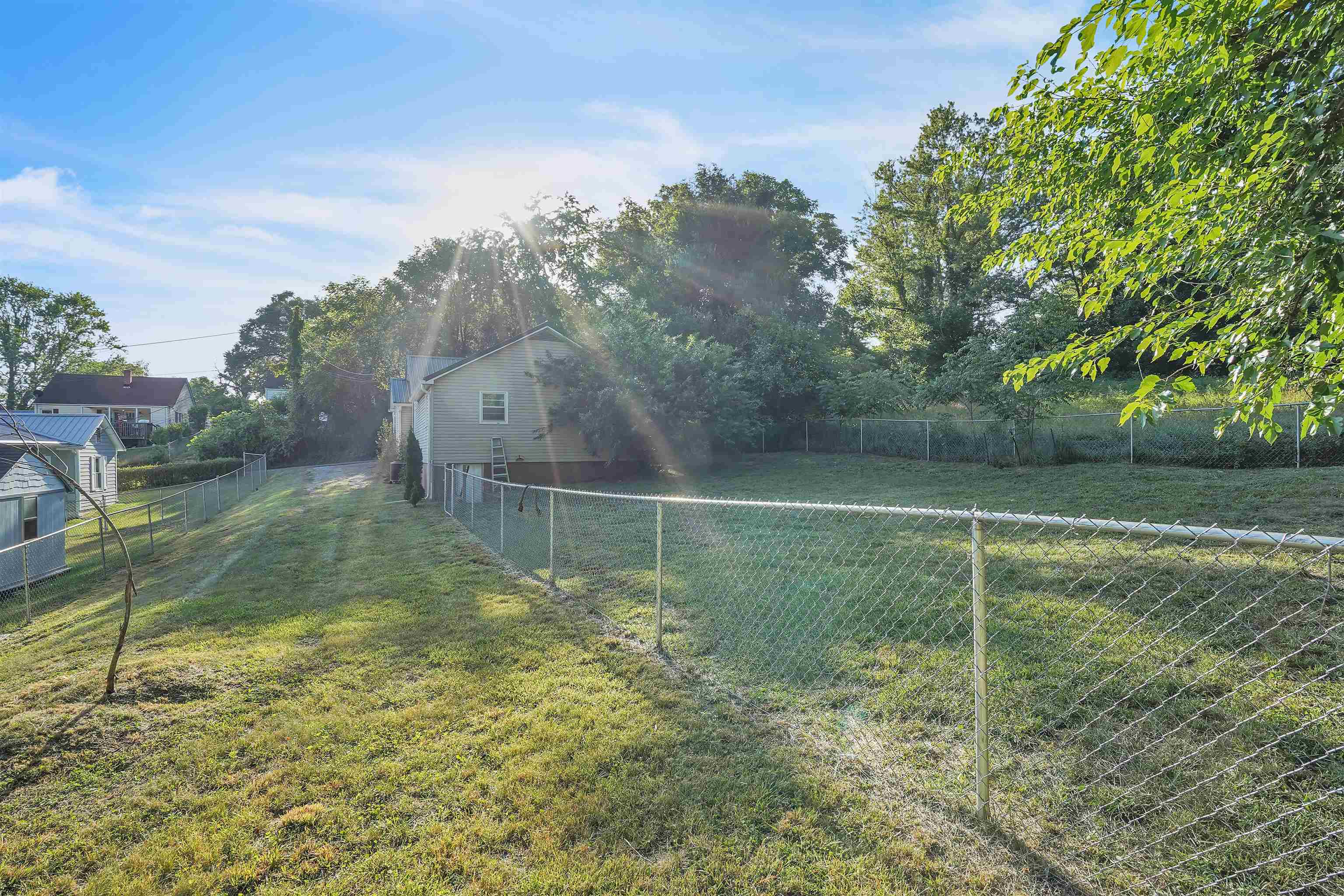 630 Lafayette Street Pulaski VA 24301