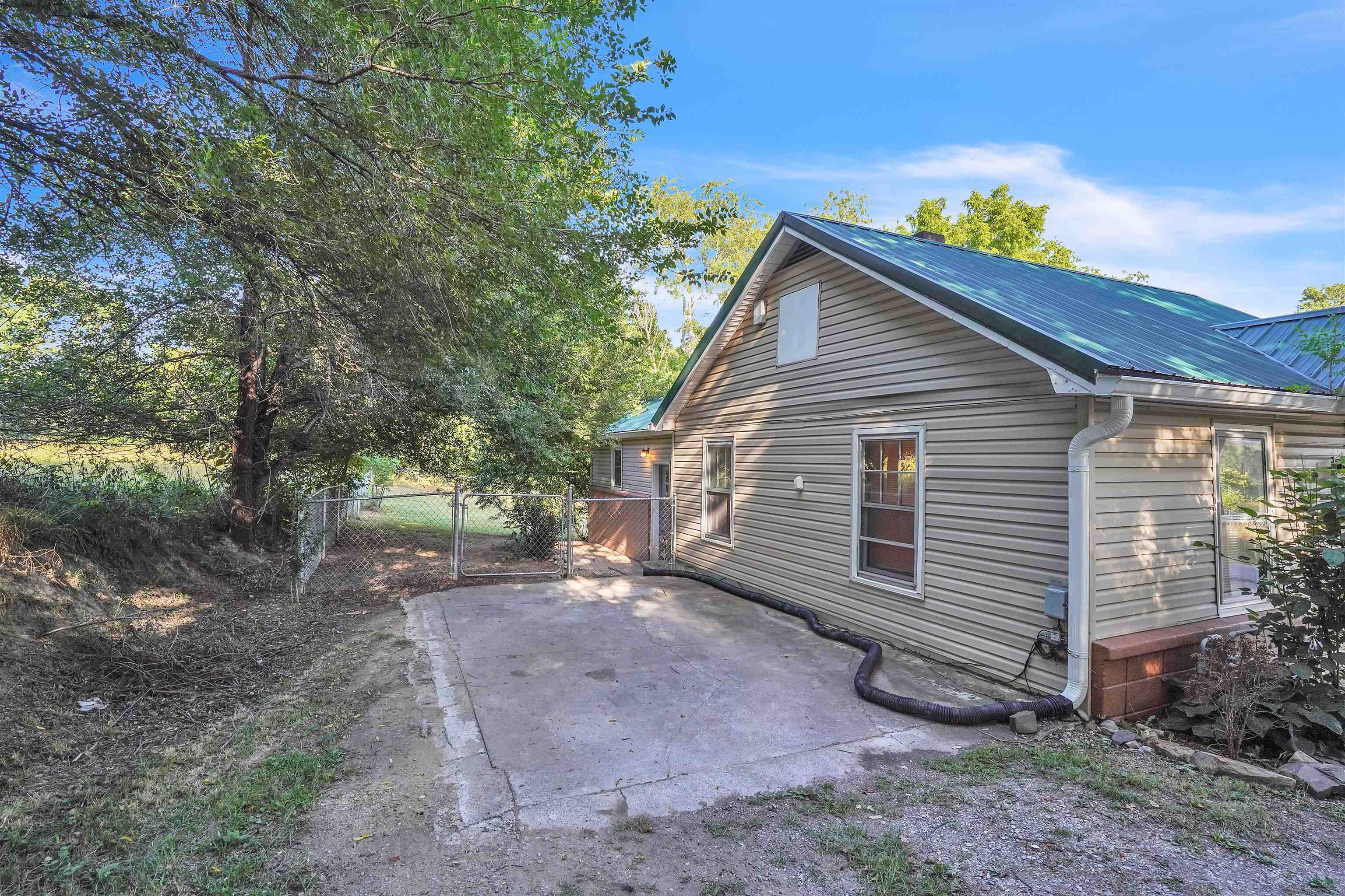 630 Lafayette Street Pulaski VA 24301