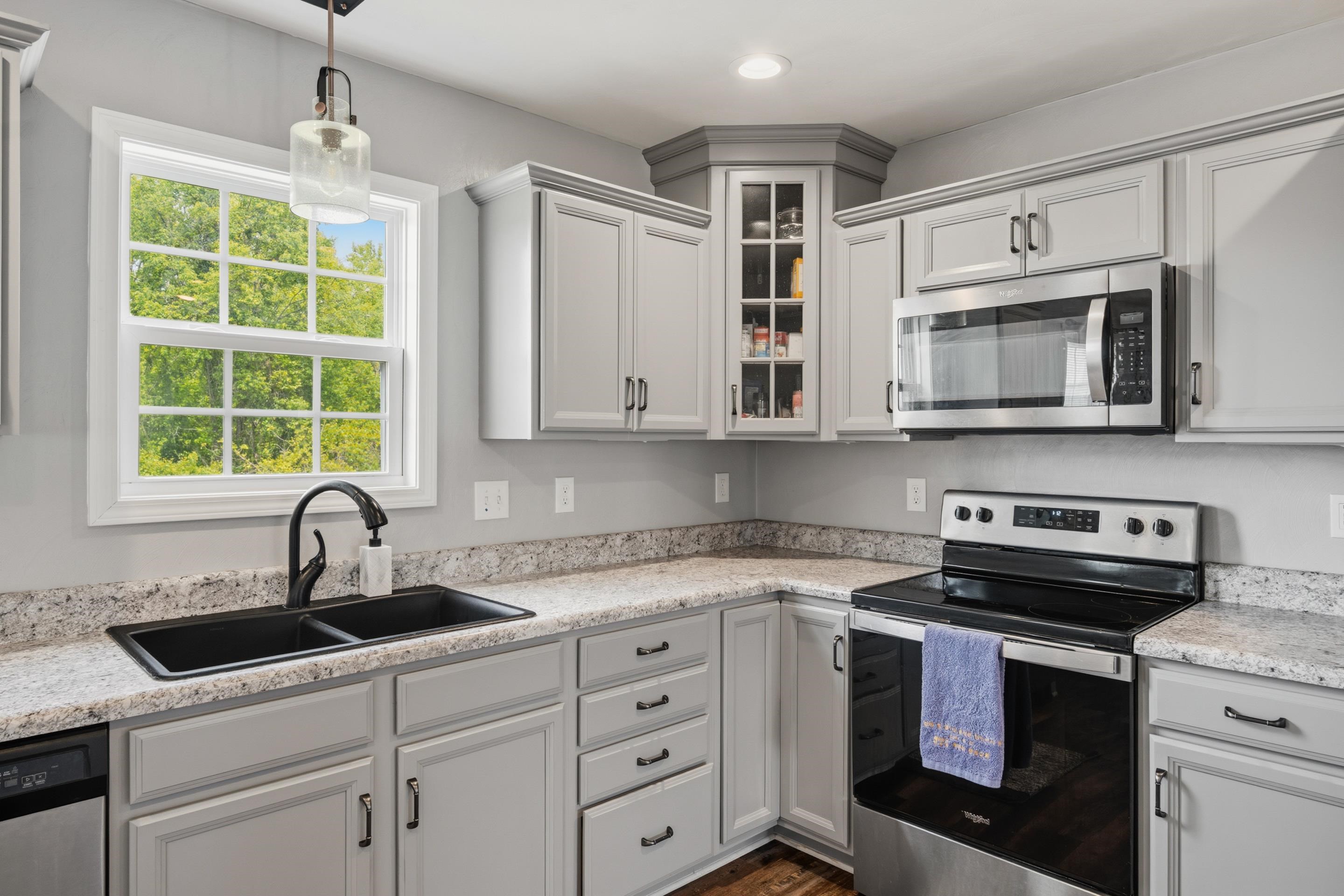 115 Prairie View Lane Pembroke VA 24136