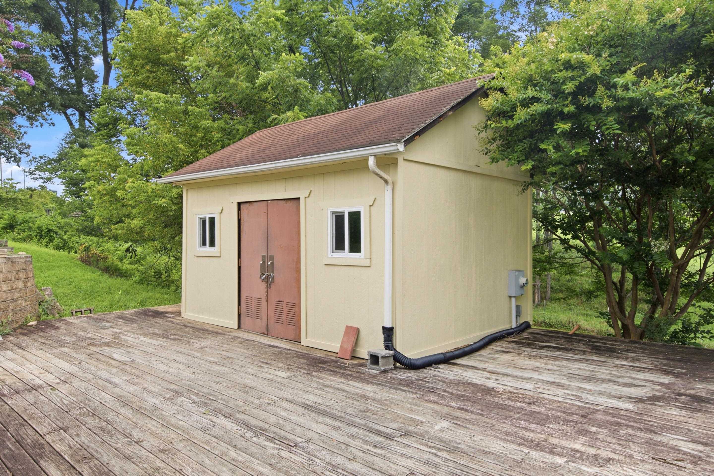 75 Walnut Drive NW Christiansburg VA 24073
