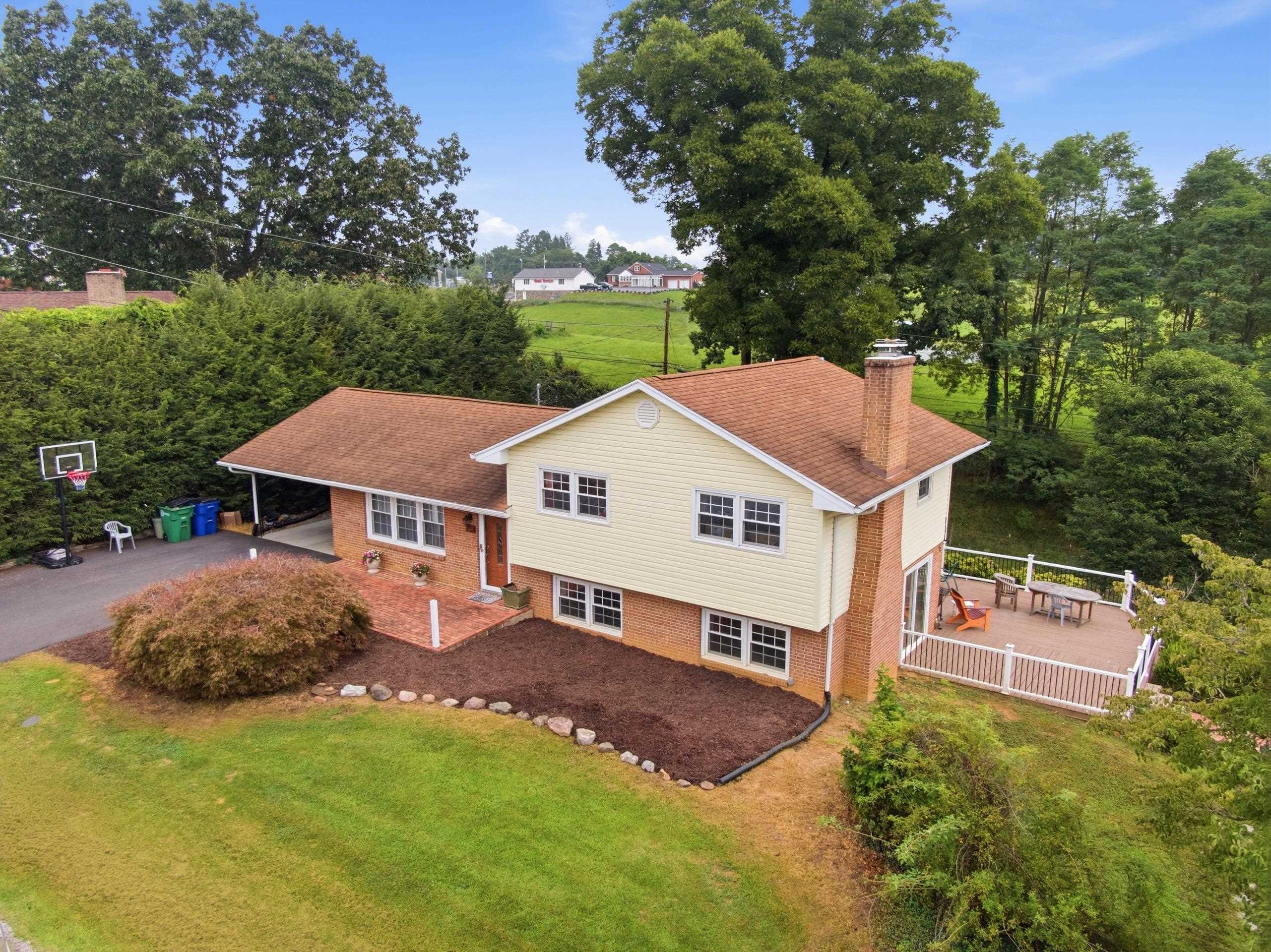 75 Walnut Drive NW Christiansburg VA 24073