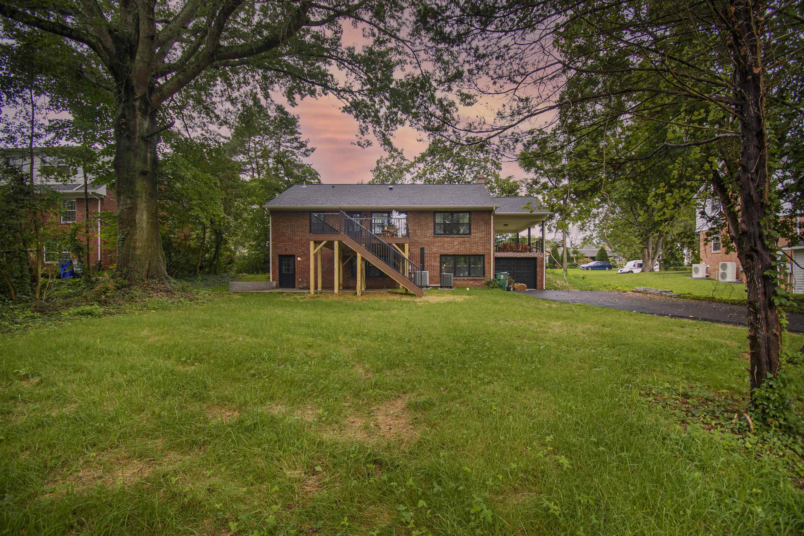 309 Dunton Drive Blacksburg VA 24060
