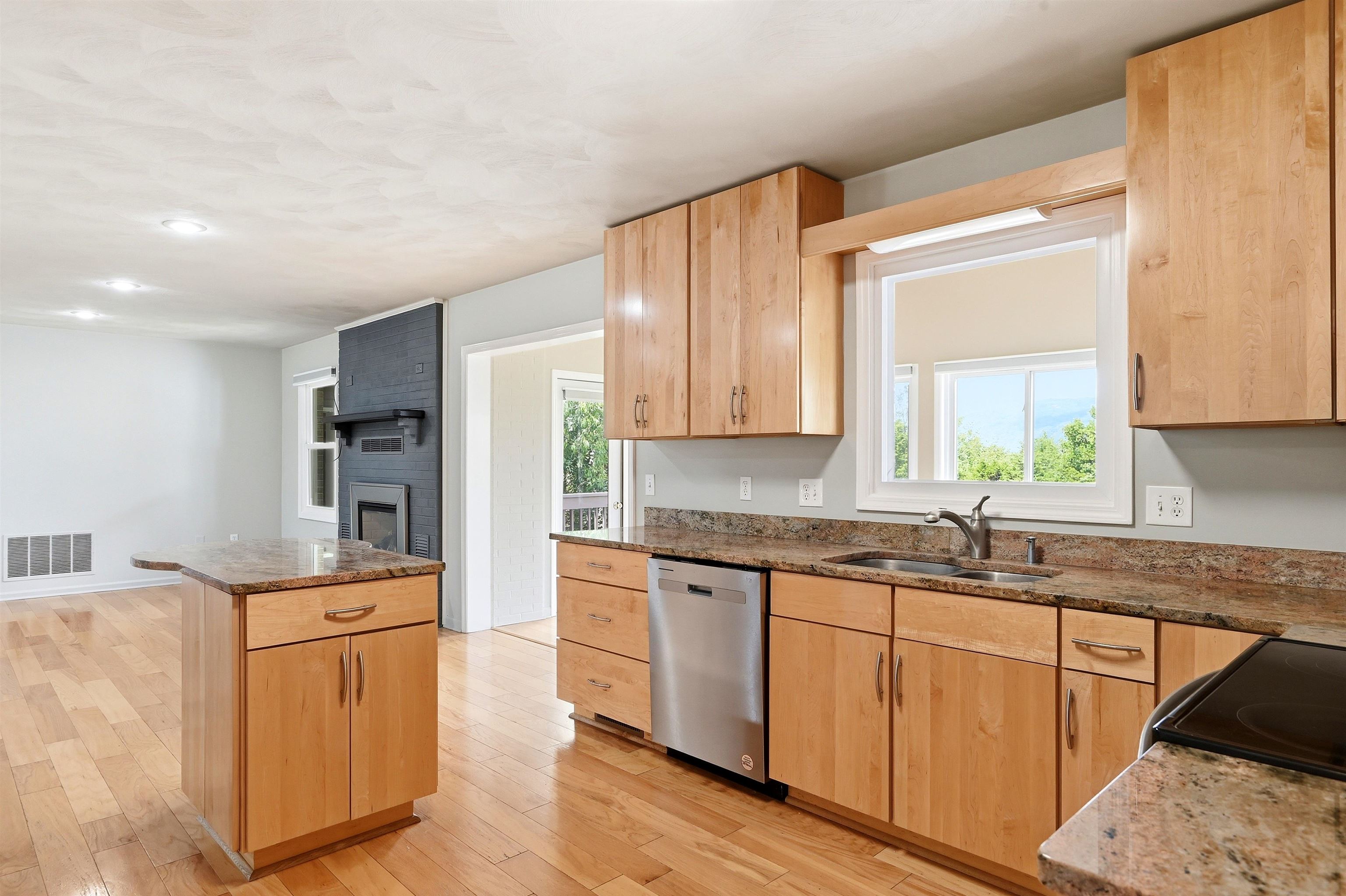 1729 Mountainside Drive Blacksburg VA 24060