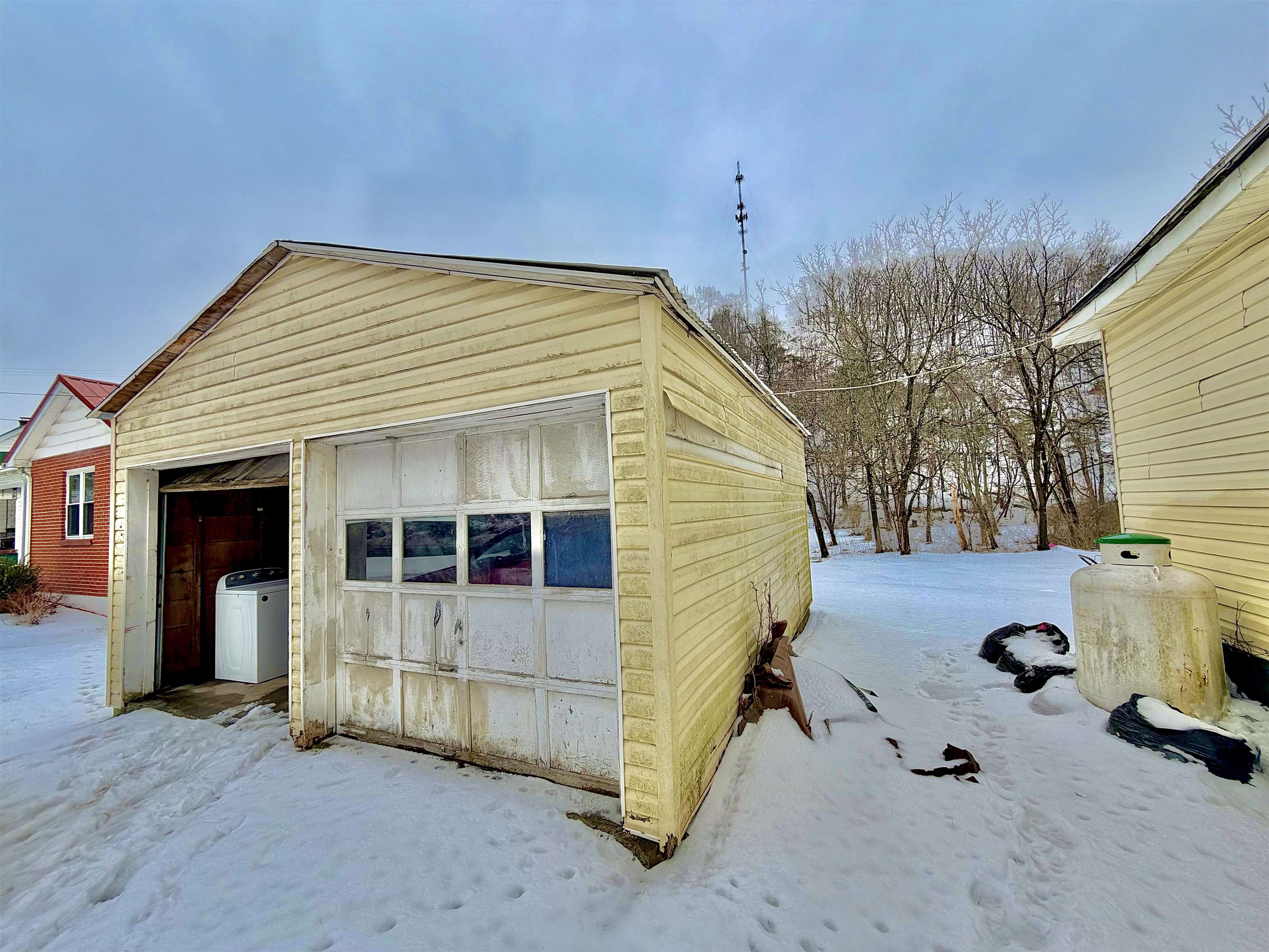 332 S College Avenue Bluefield VA 24605