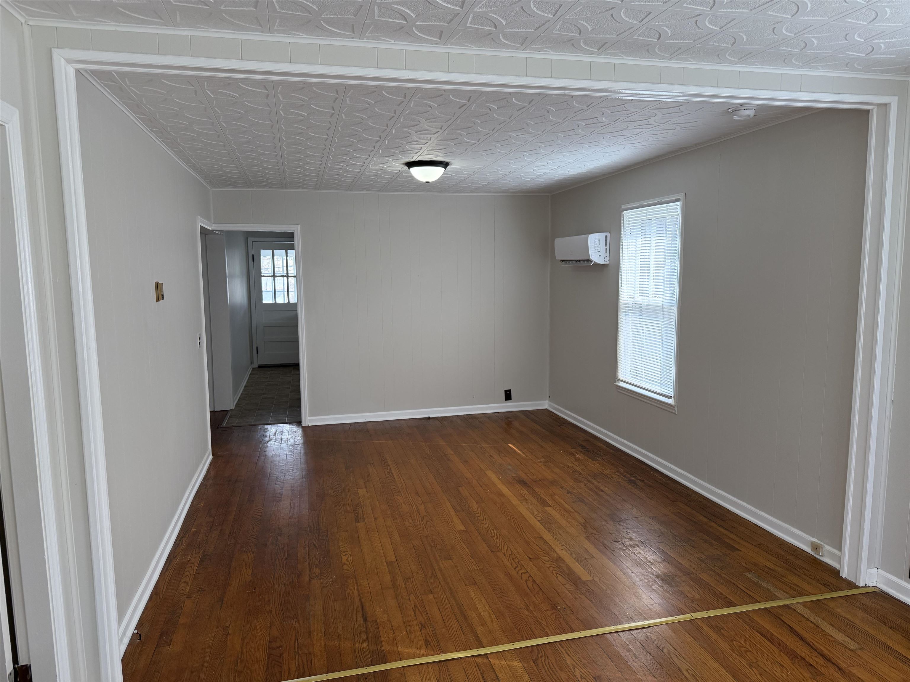 104 Sharp Street Pearisburg VA 24134