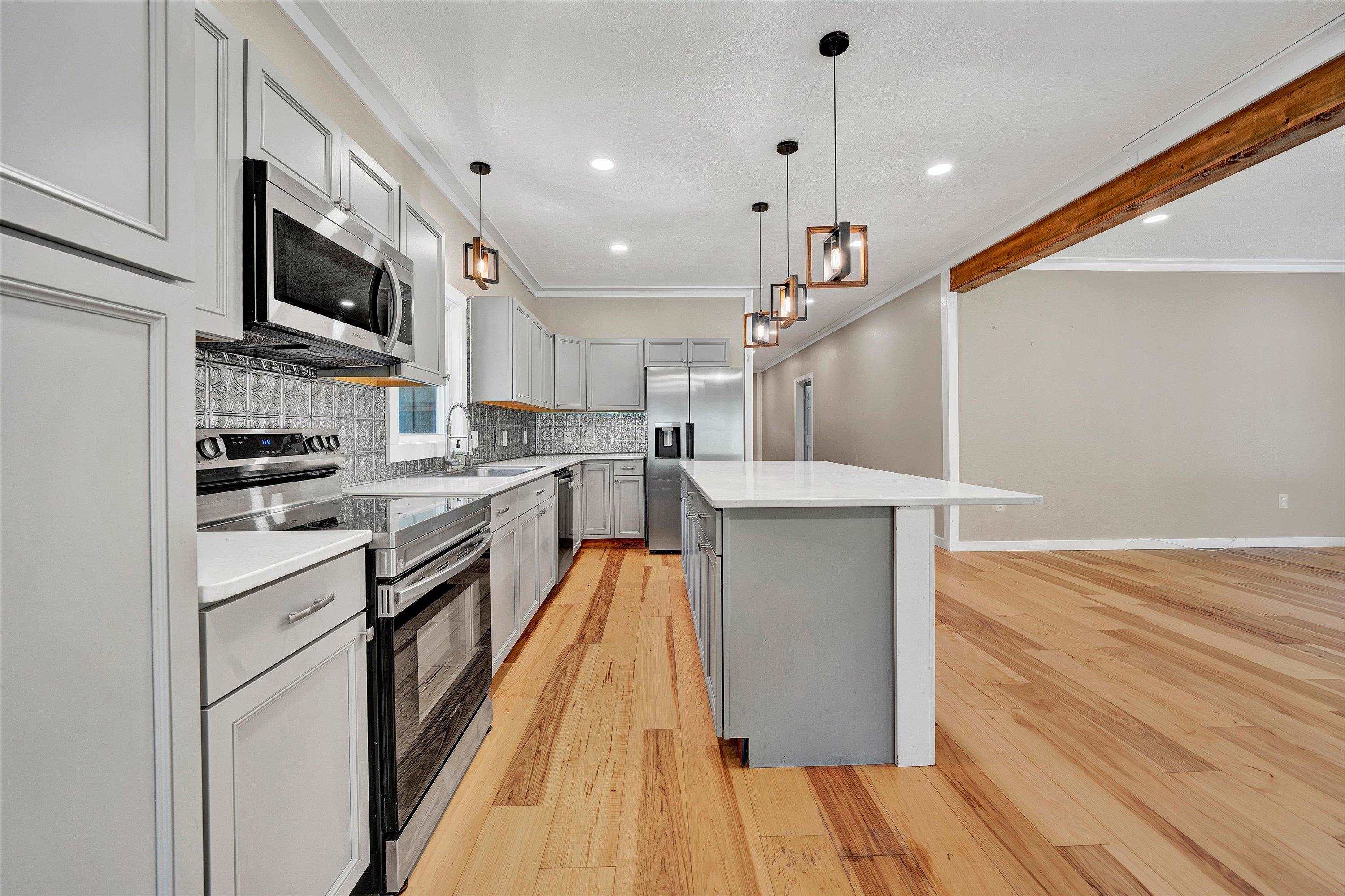 1870 Wolf Creek Road Narrows VA 24124