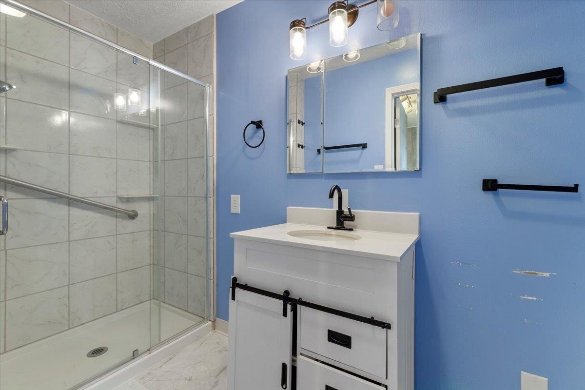 318 Sunny Ridge Road Pearisburg VA 24134