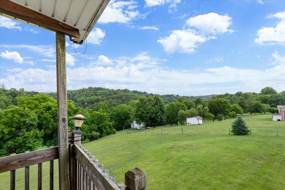 318 Sunny Ridge Road Pearisburg VA 24134