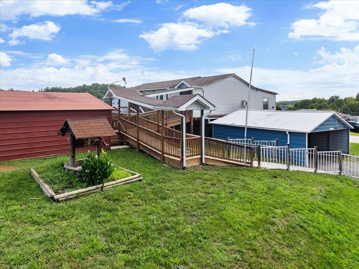 318 Sunny Ridge Road Pearisburg VA 24134