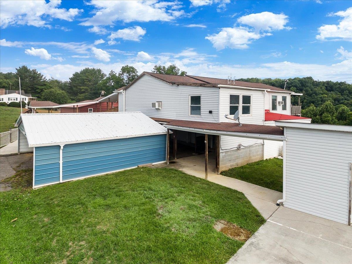 318 Sunny Ridge Road Pearisburg VA 24134