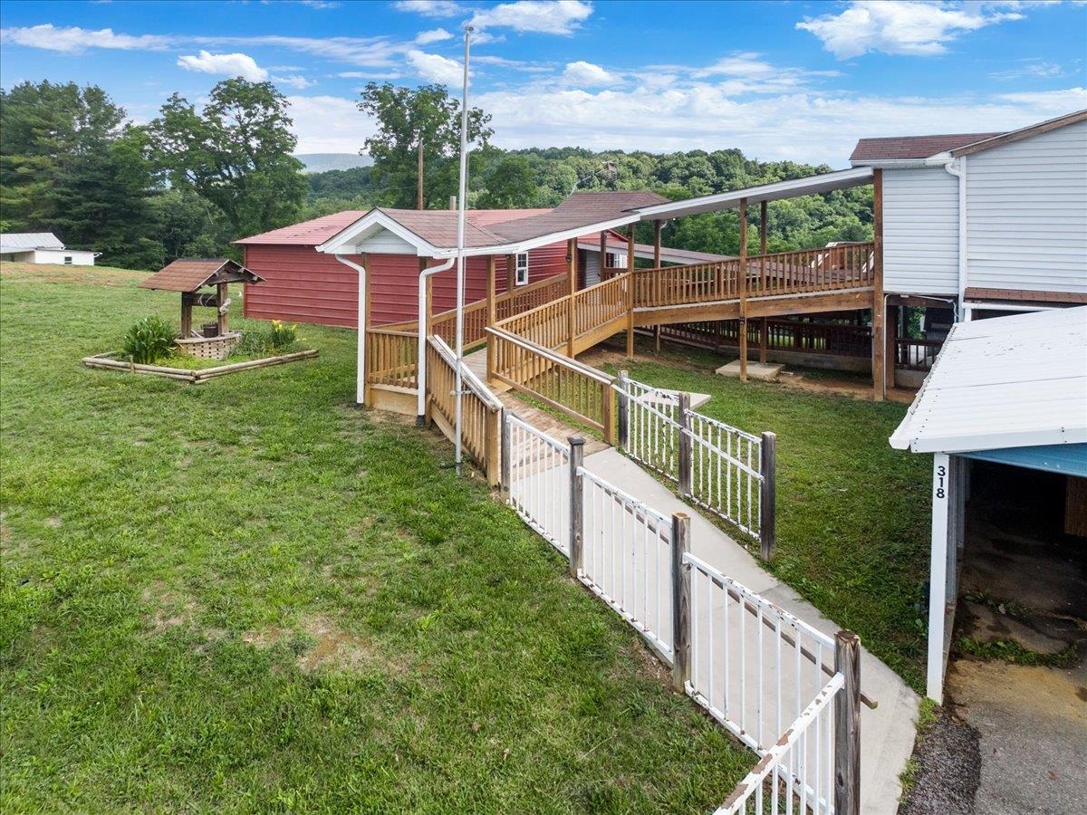 318 Sunny Ridge Road Pearisburg VA 24134