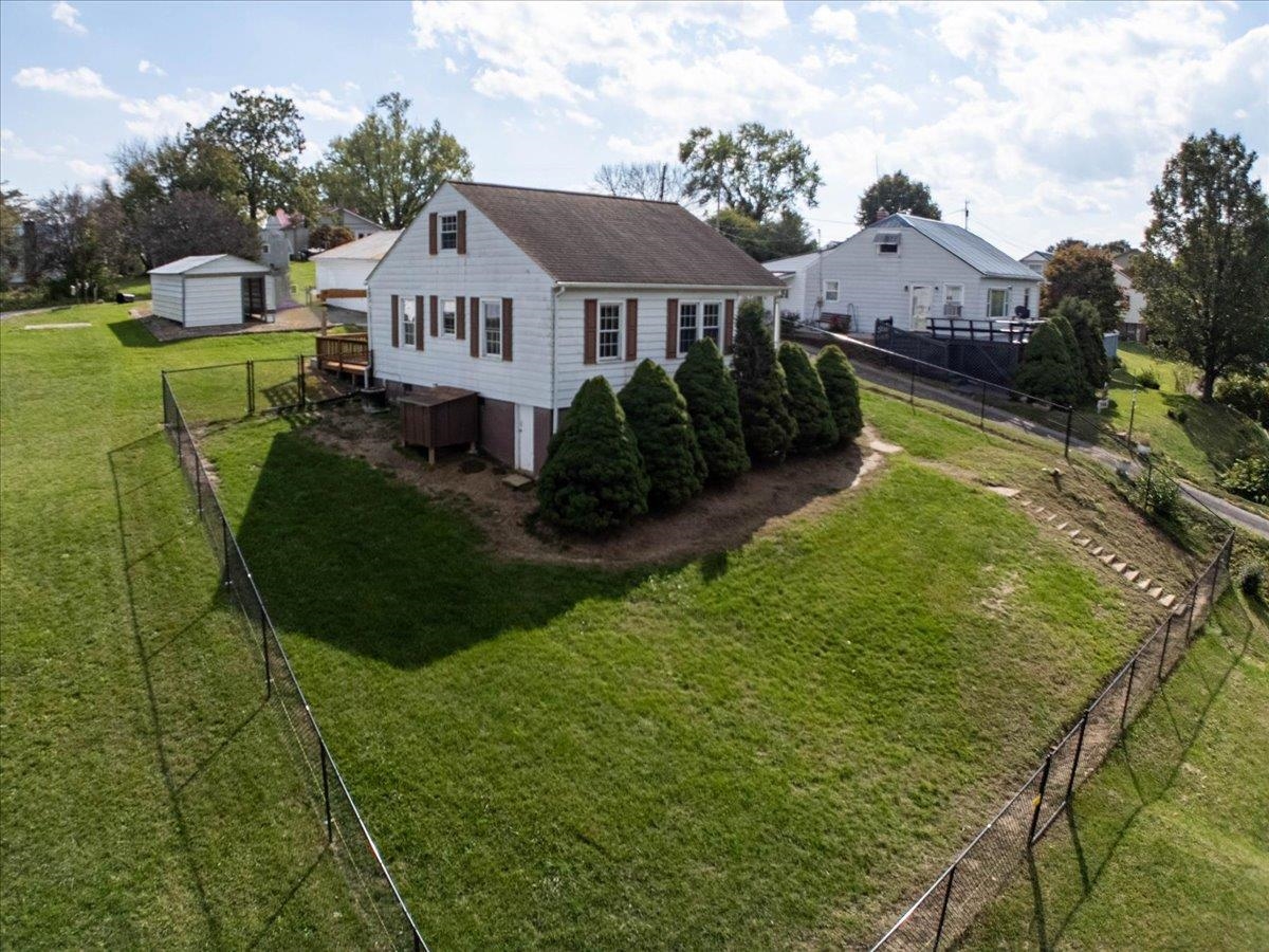 7520 Peppers Ferry Boulevard Fairlawn VA 24141