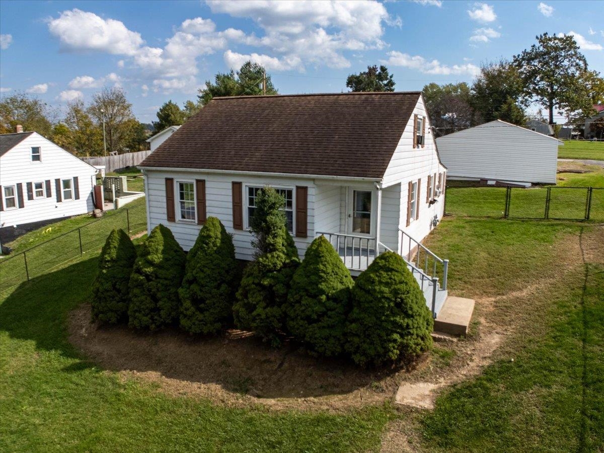 7520 Peppers Ferry Boulevard Fairlawn VA 24141