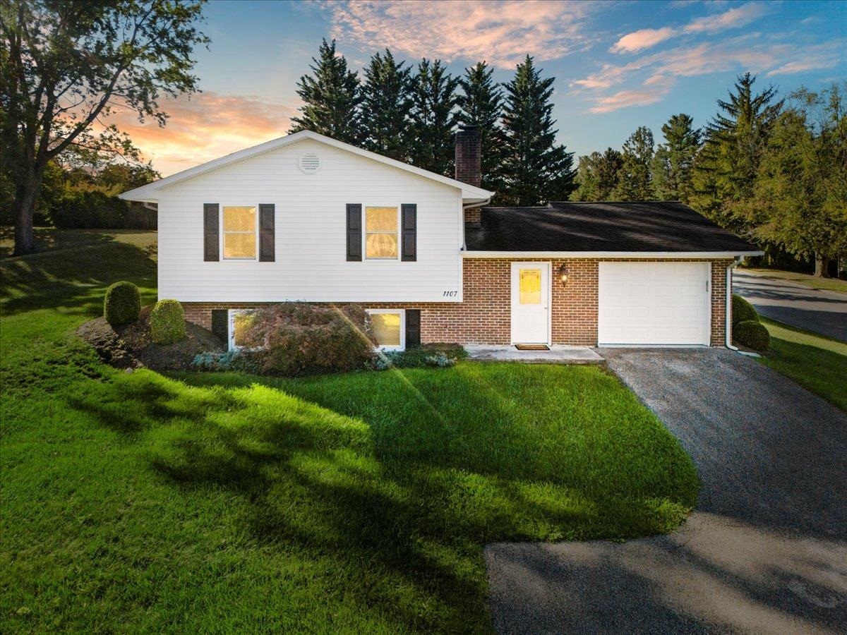 1107 Robin Road Blacksburg VA 24060