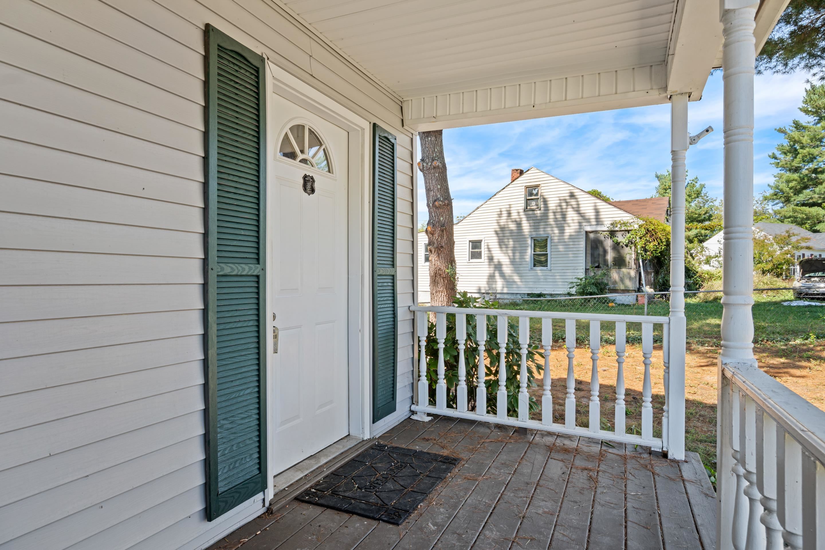 6821 Pulaski Avenue Radford VA 24141