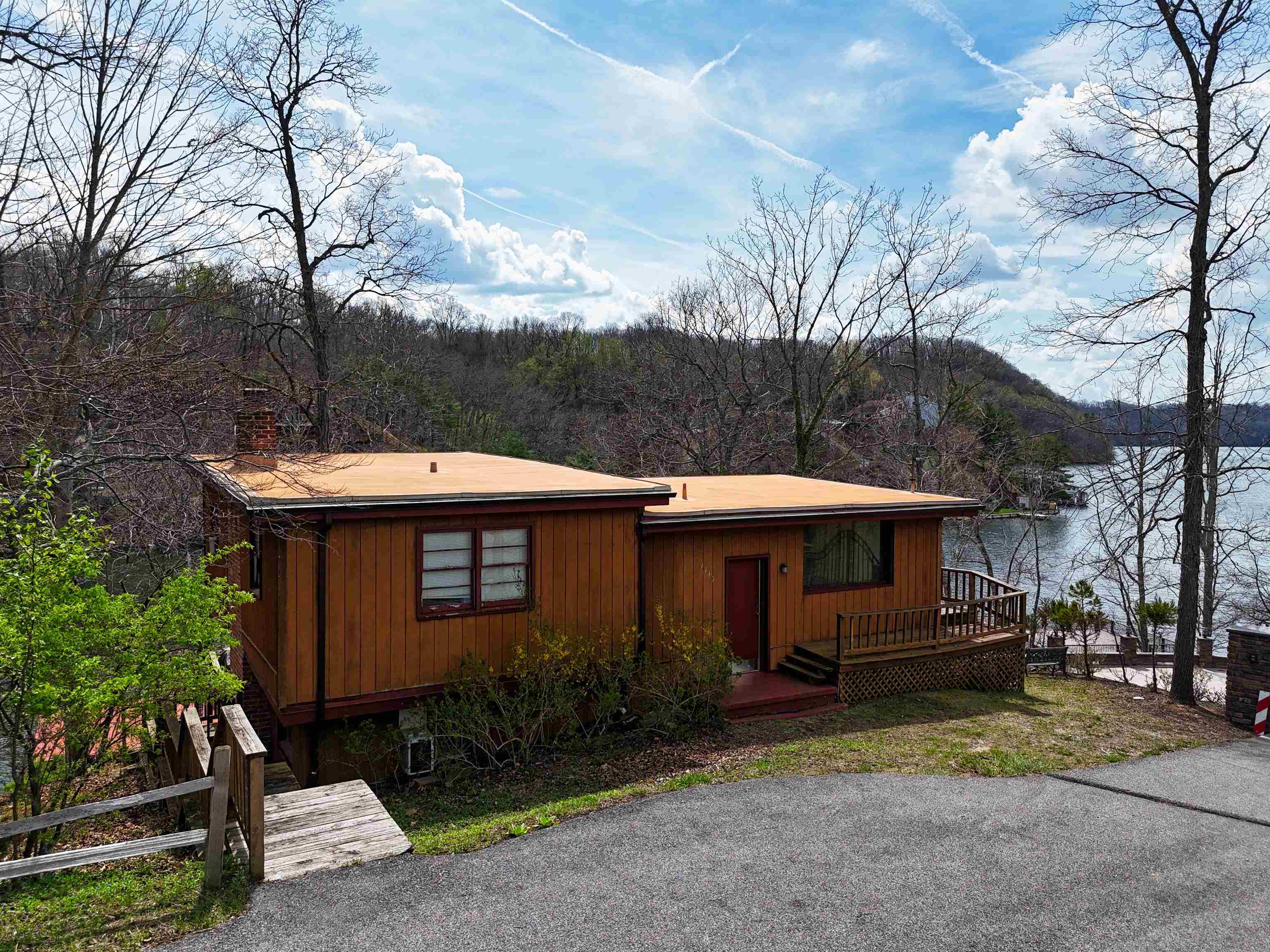 4443 Frazier Road Radford VA 24141