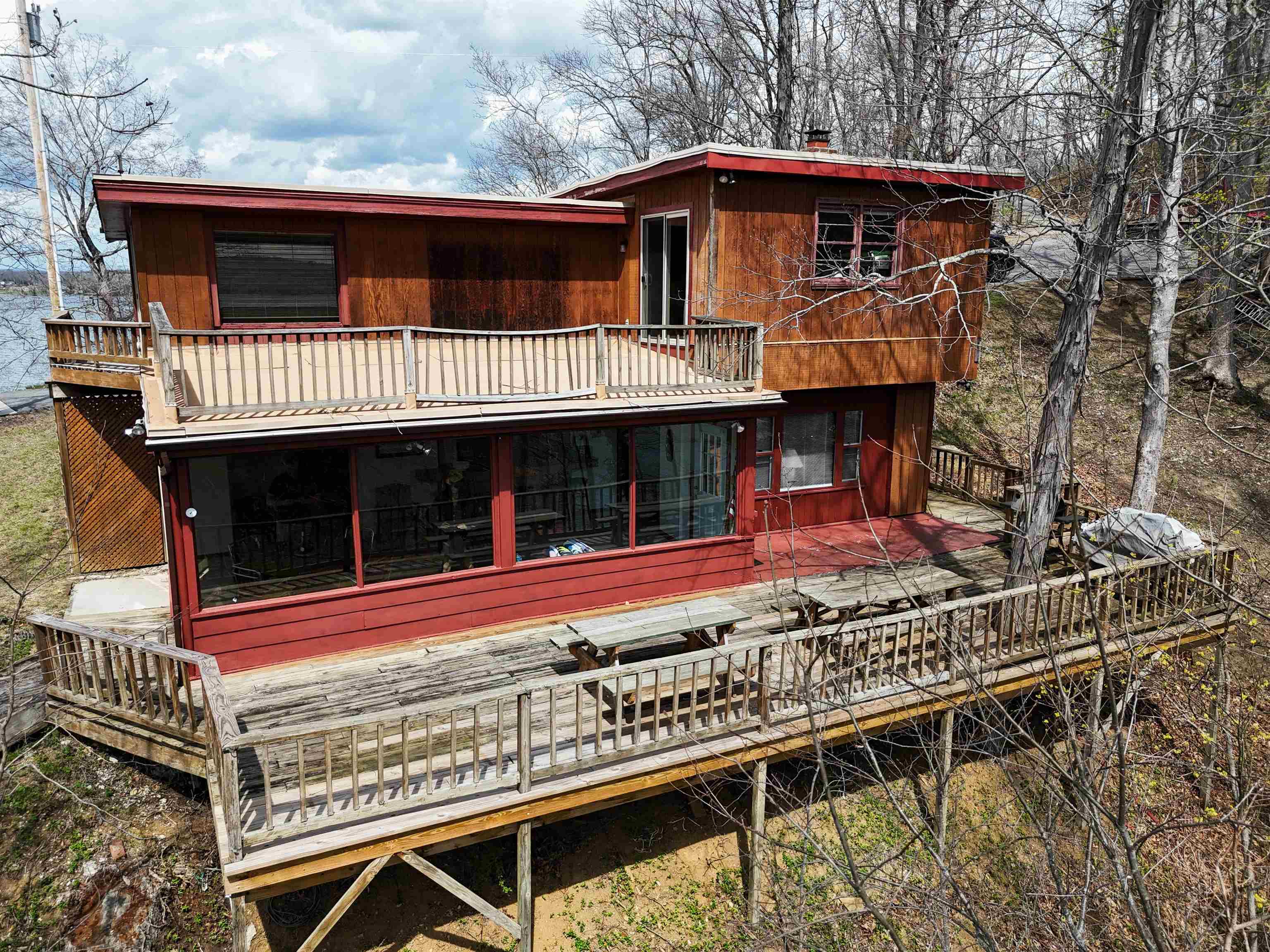 4443 Frazier Road Radford VA 24141