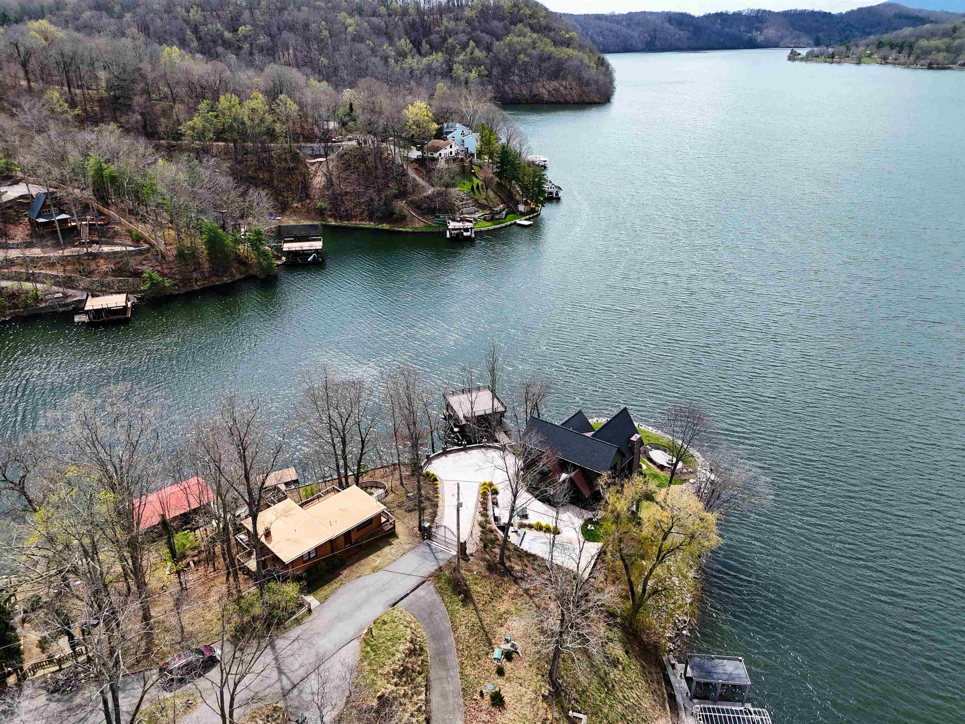 4443 Frazier Road Radford VA 24141