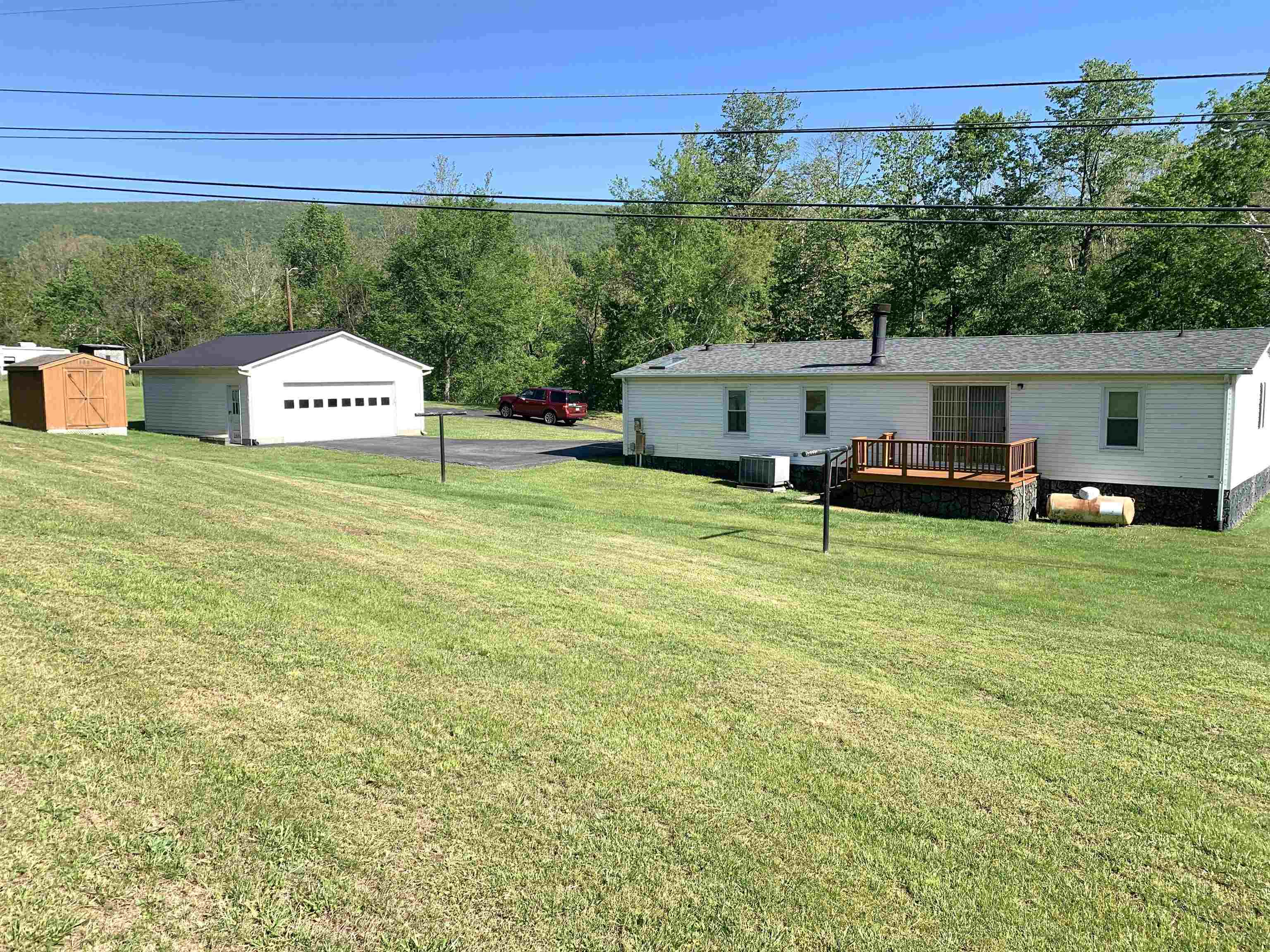 2375 Wolf Creek Road Narrows VA 24124