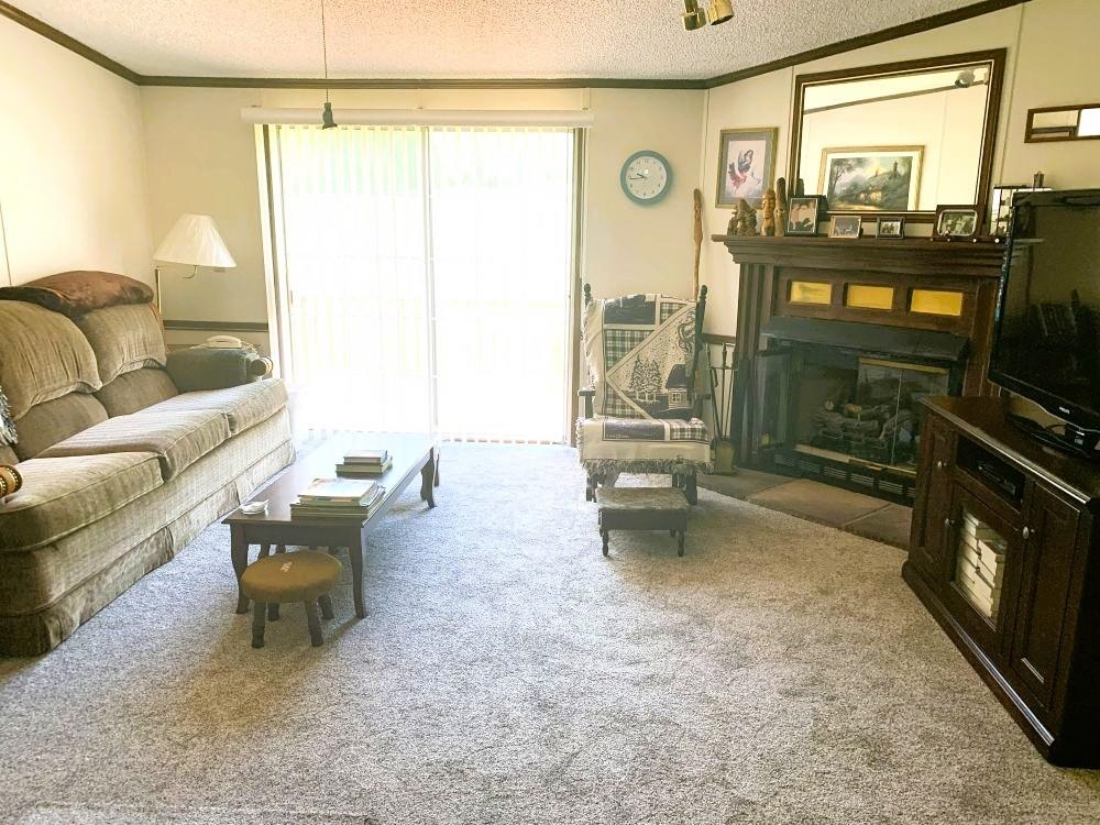 2375 Wolf Creek Road Narrows VA 24124