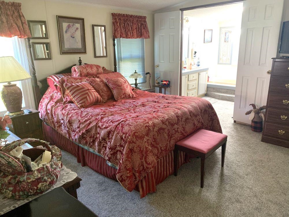 2375 Wolf Creek Road Narrows VA 24124